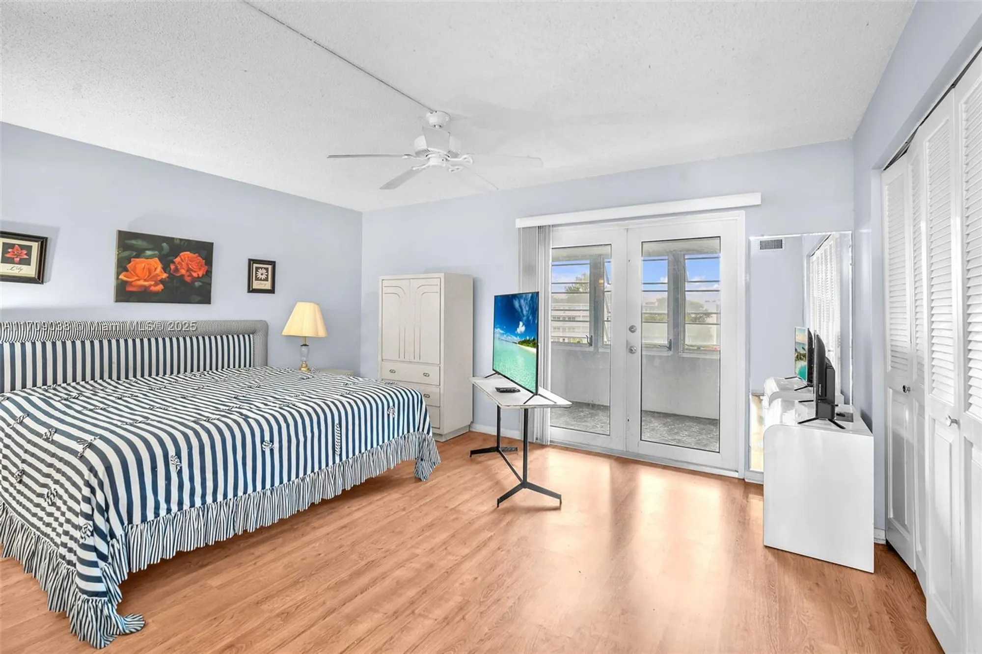 Property Slideshow image 9 of 25 | 4051 newport n # 4051, Deerfield Beach, FL, 33442