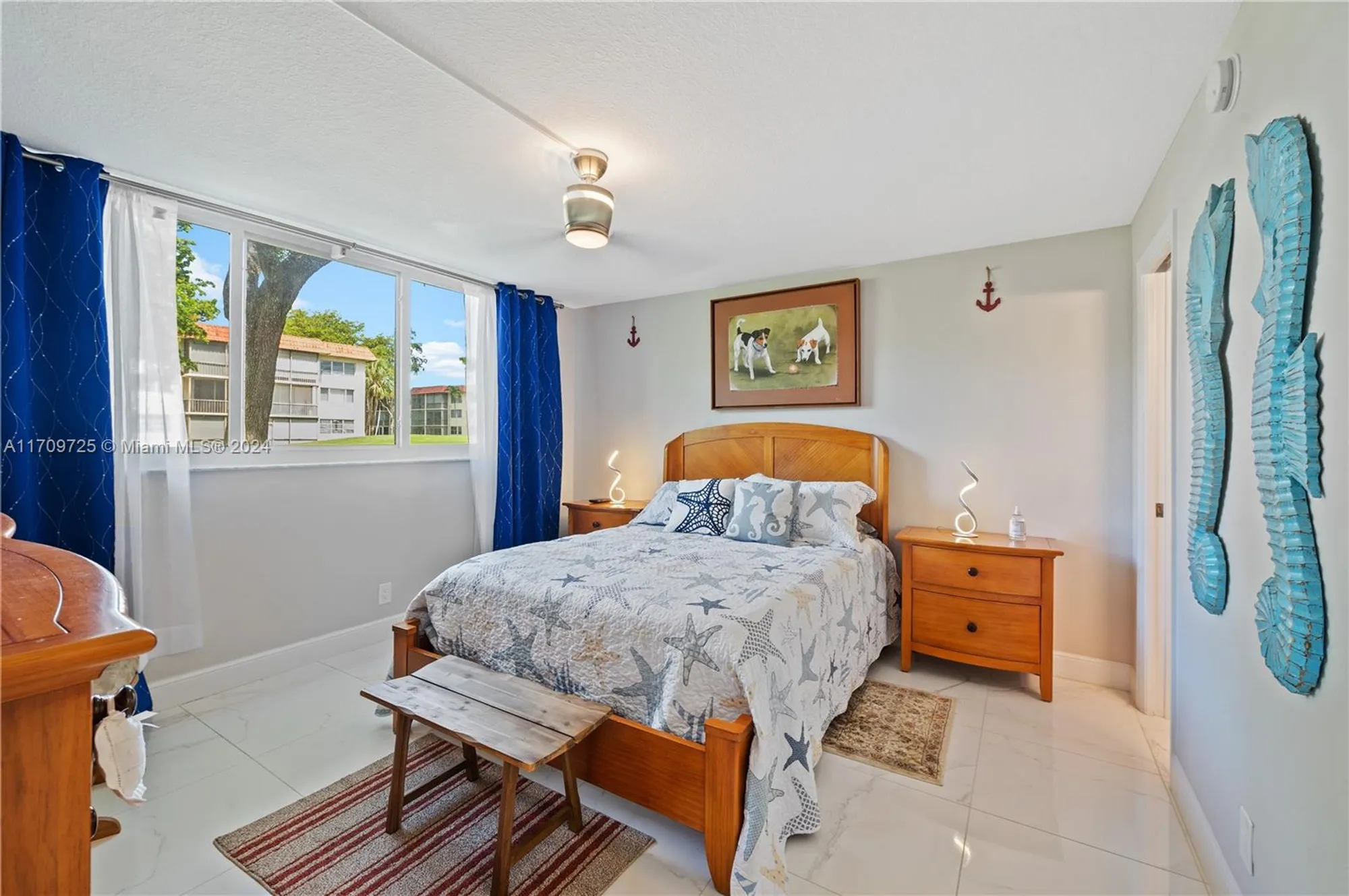Property Slideshow image 16 of 32 | 711 s hollybrook dr 109, Pembroke Pines, FL, 33025