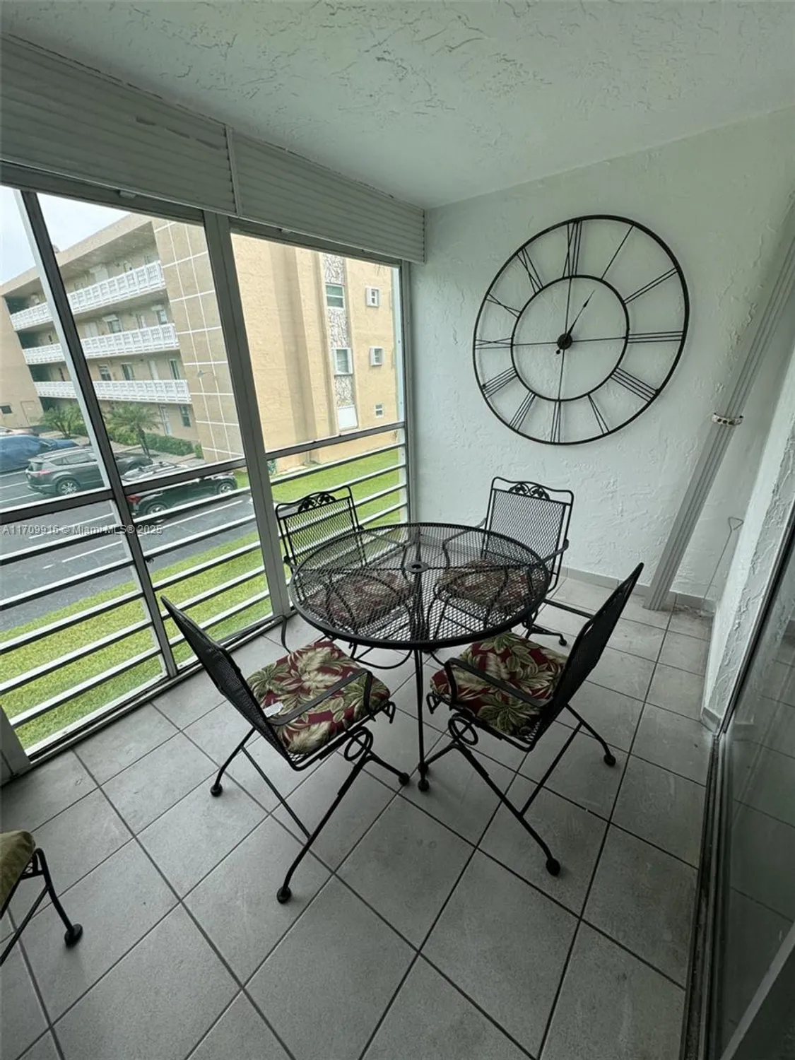 Property Slideshow image 10 of 36 | 415 se 11th ter 201, Dania Beach, FL, 33004