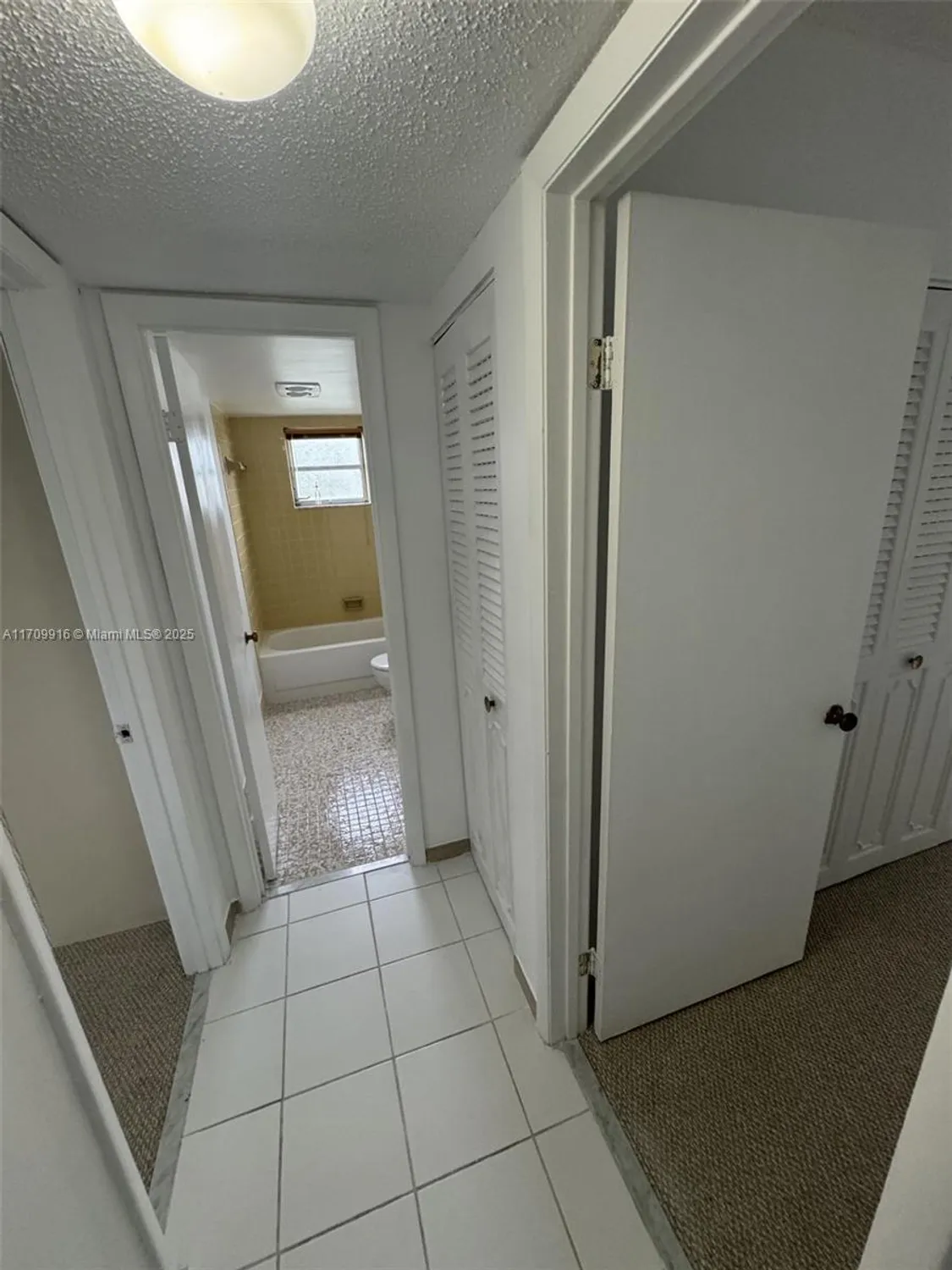 Property Slideshow image 22 of 36 | 415 se 11th ter 201, Dania Beach, FL, 33004