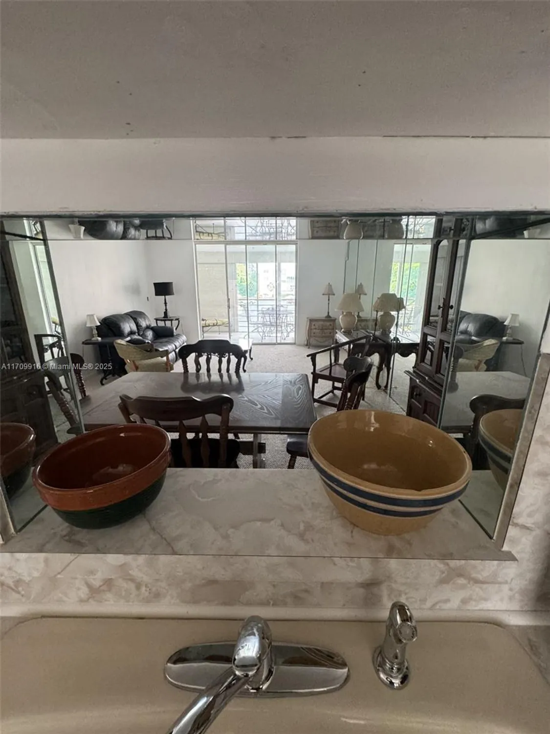 Property Slideshow image 35 of 36 | 415 se 11th ter 201, Dania Beach, FL, 33004