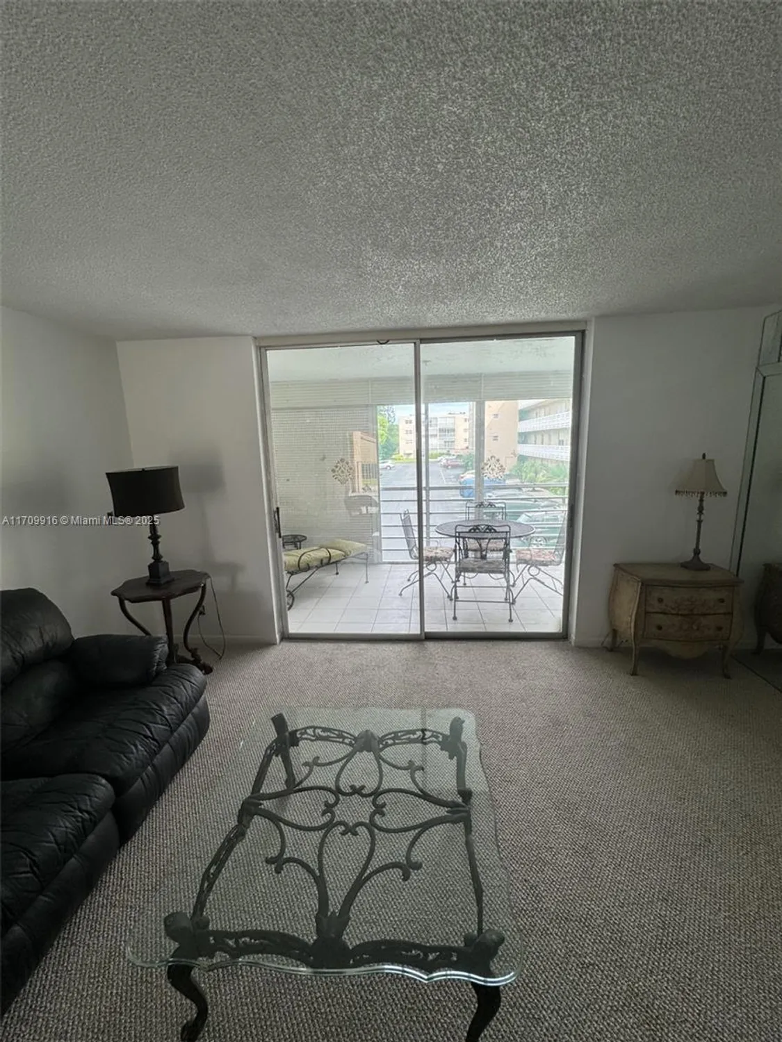 Property Slideshow image 8 of 36 | 415 se 11th ter 201, Dania Beach, FL, 33004