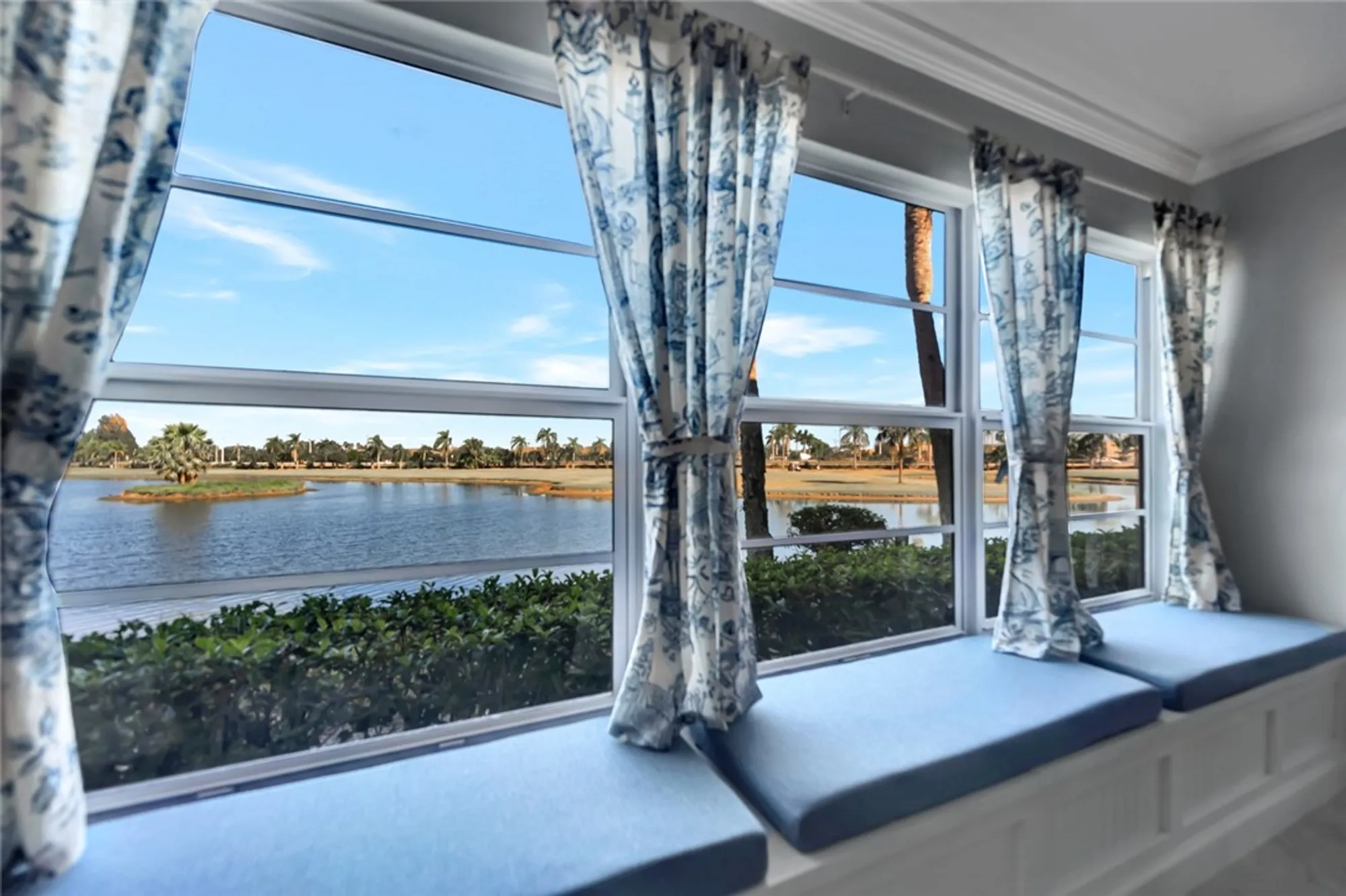 Property Slideshow image 13 of 36 | 33 plantation dr apt 104, Vero Beach, FL, 32966