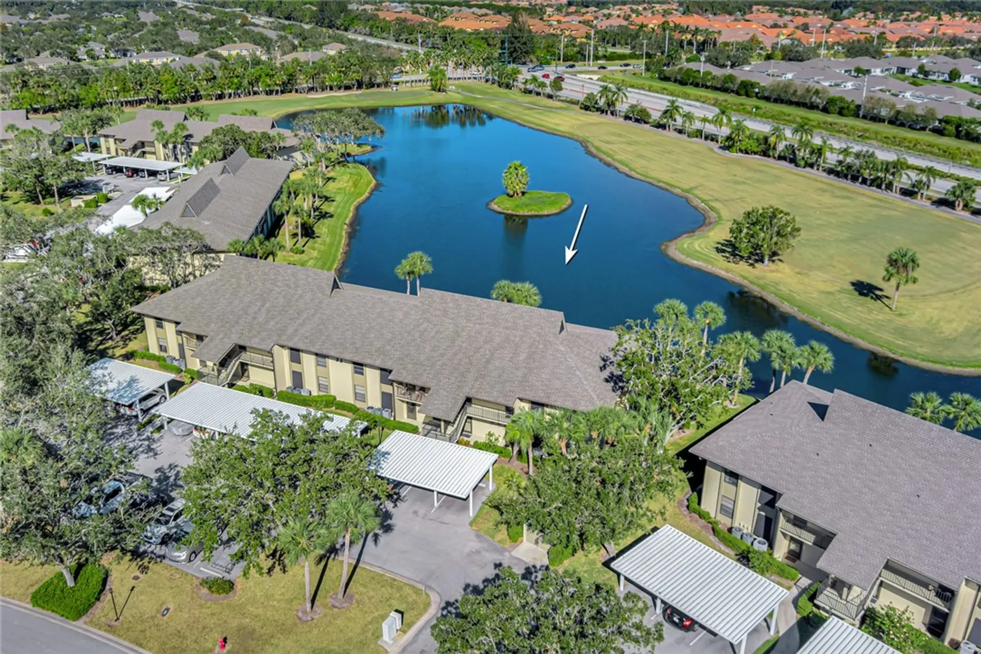 Property Slideshow image 29 of 36 | 33 plantation dr apt 104, Vero Beach, FL, 32966