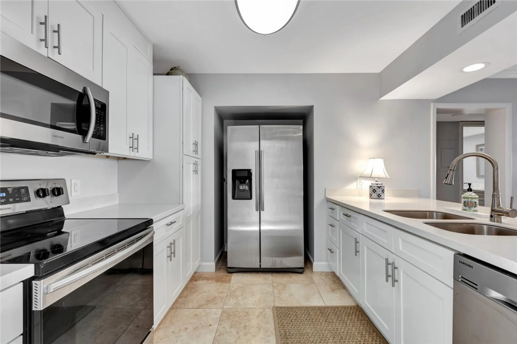 Property Slideshow image 6 of 36 | 33 plantation dr apt 104, Vero Beach, FL, 32966