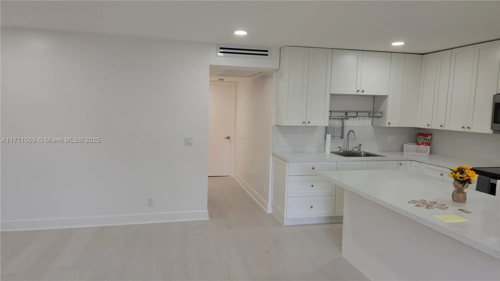 Property Slideshow image 3 of 7 | 13455 sw 9th ct apt 113j, Pembroke Pines, FL, 33027