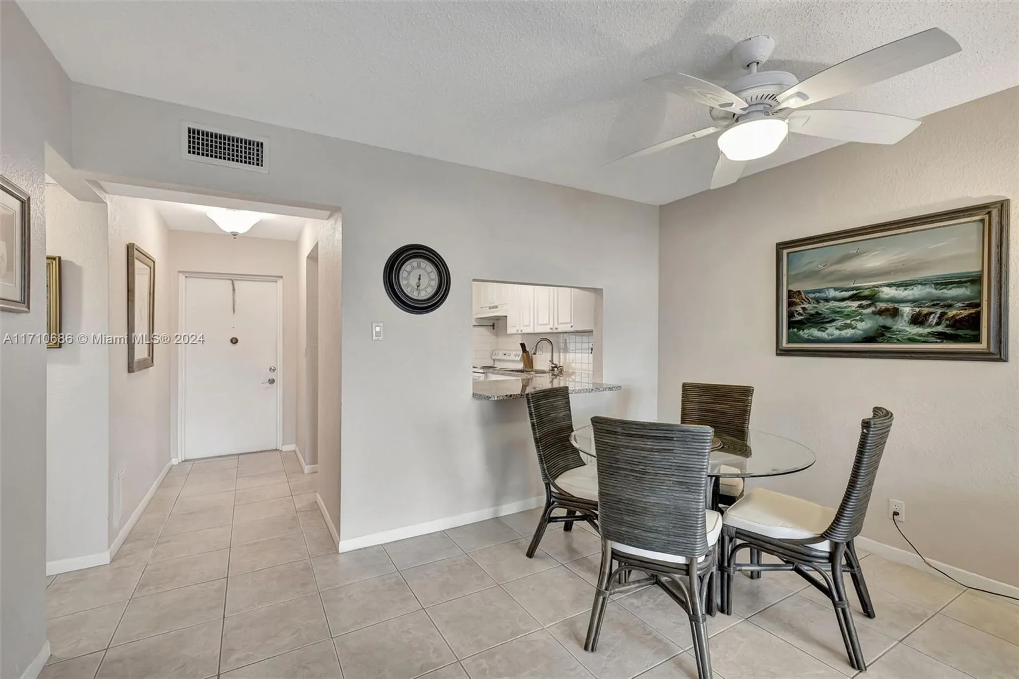 Property Slideshow image 14 of 29 | 7897 golf circle dr apt 309, Margate, FL, 33063
