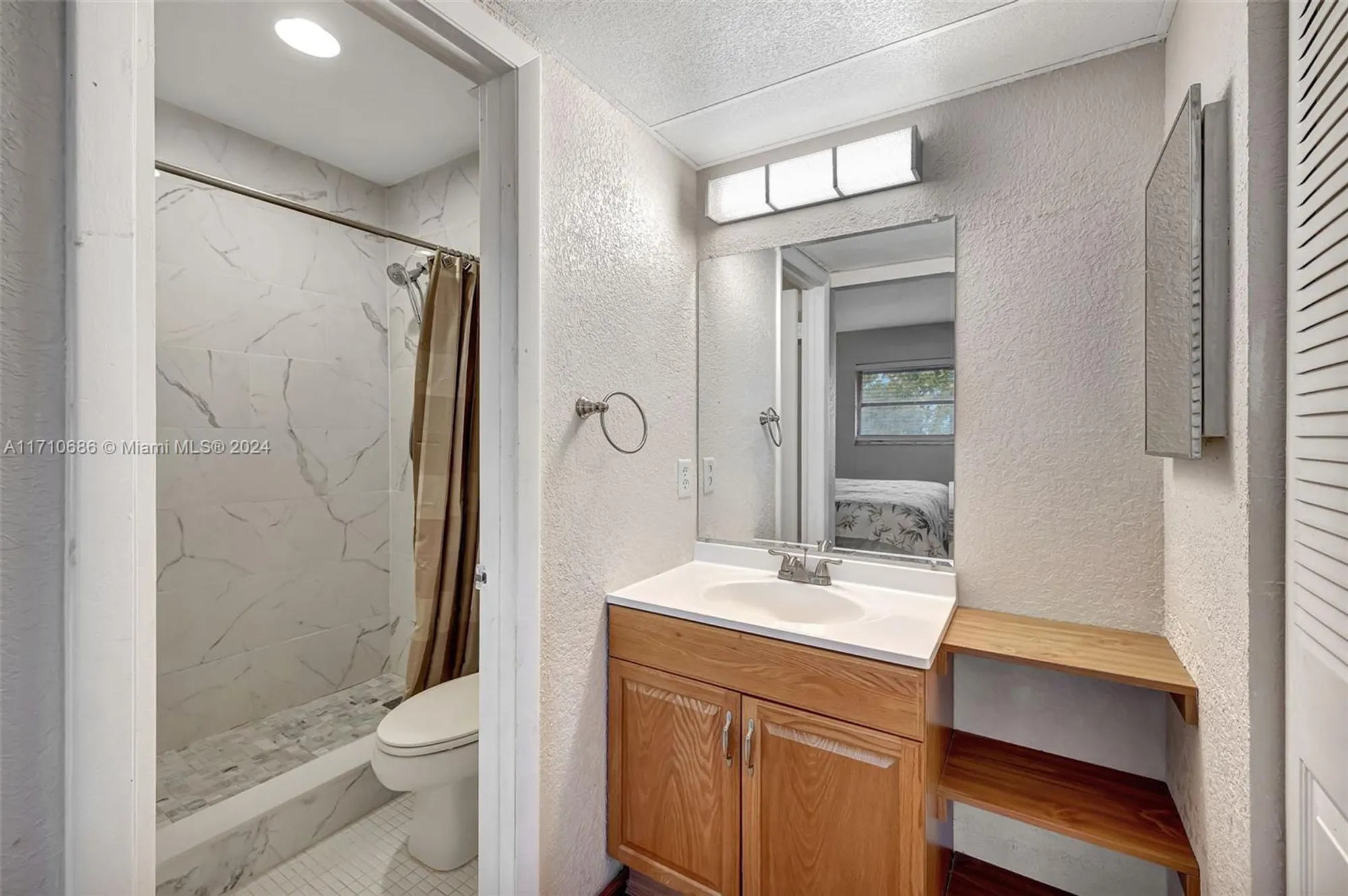 Property Slideshow image 19 of 29 | 7897 golf circle dr apt 309, Margate, FL, 33063