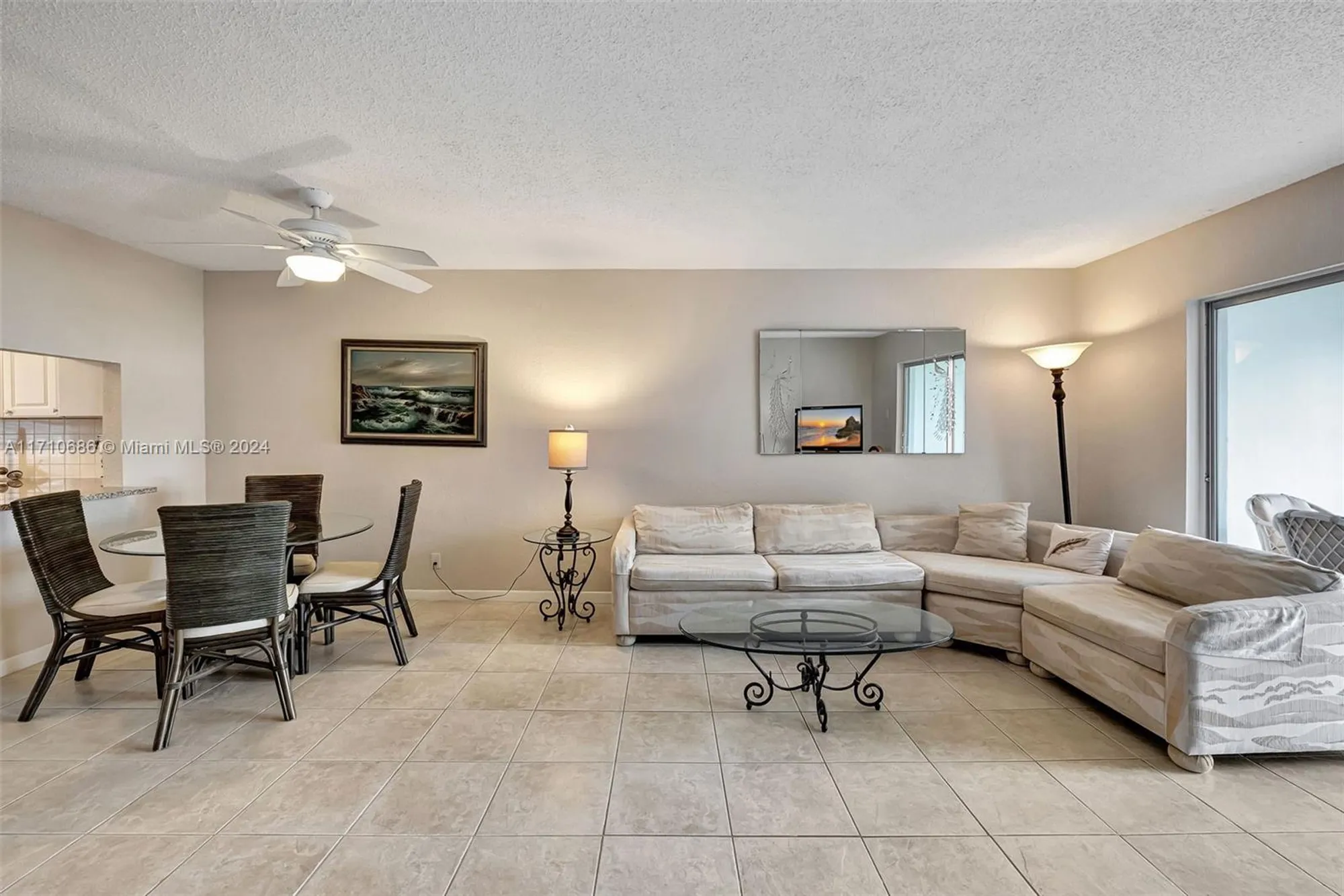 Property Slideshow image 11 of 29 | 7897 golf circle dr apt 309, Margate, FL, 33063