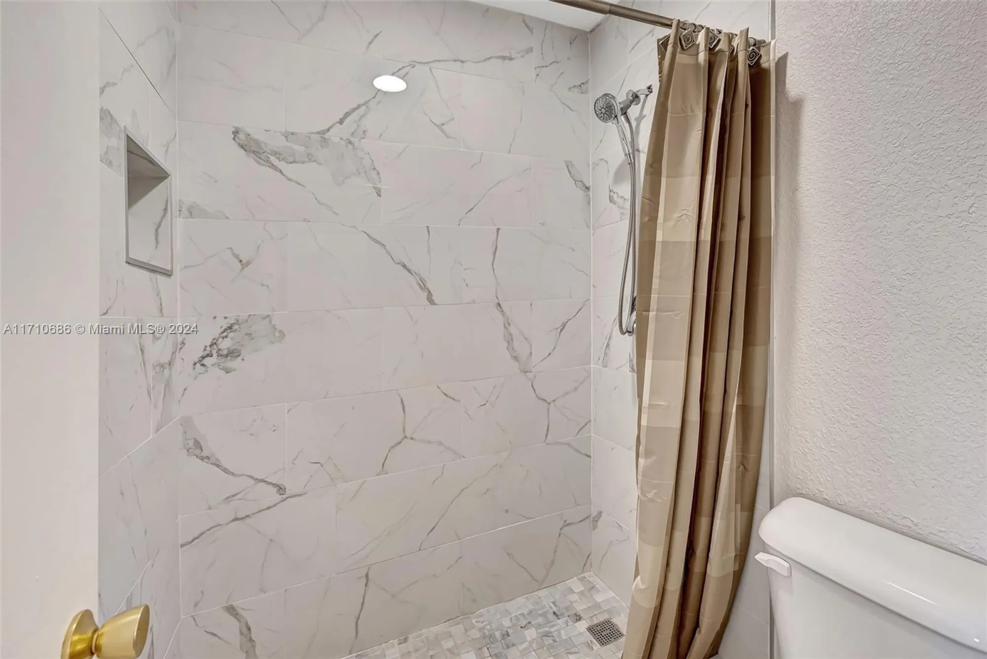 Property Slideshow image 20 of 29 | 7897 golf circle dr apt 309, Margate, FL, 33063