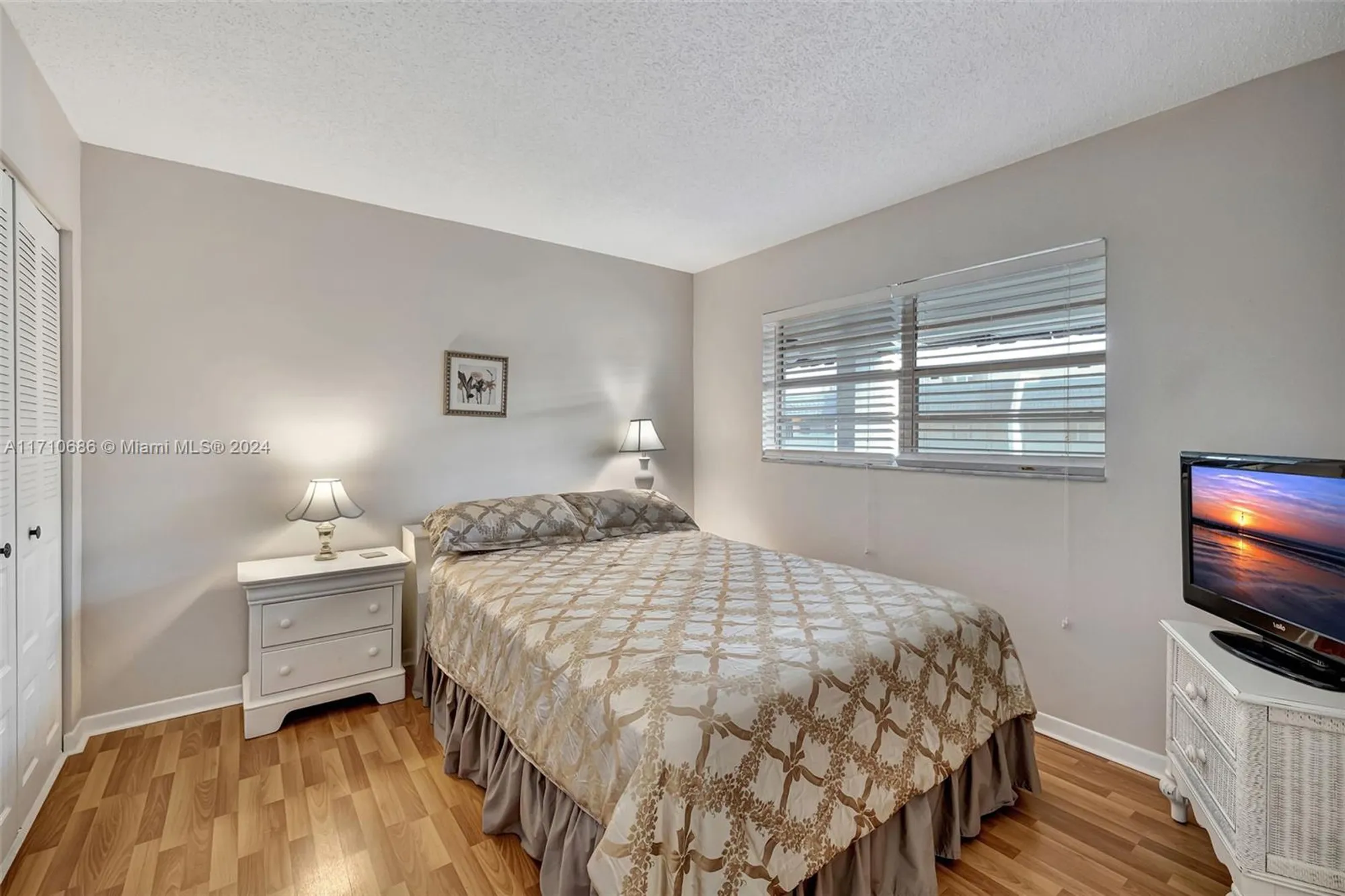 Property Slideshow image 21 of 29 | 7897 golf circle dr apt 309, Margate, FL, 33063