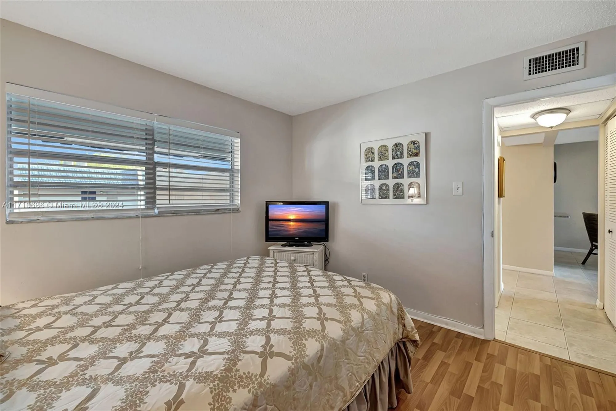 Property Slideshow image 22 of 29 | 7897 golf circle dr apt 309, Margate, FL, 33063