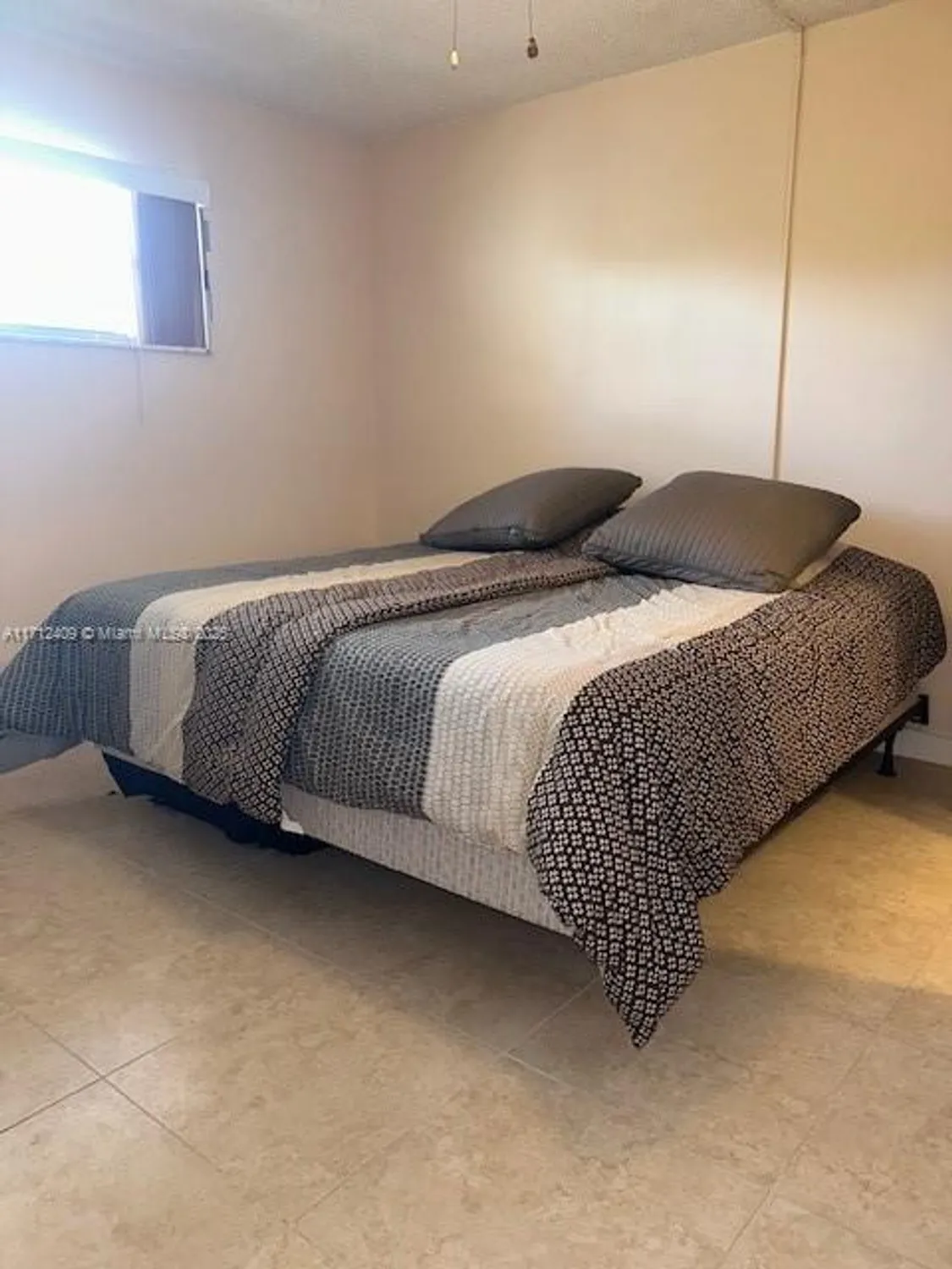 Property Slideshow image 16 of 27 | 311 s hollybrook dr apt 202, Pembroke Pines, FL, 33025