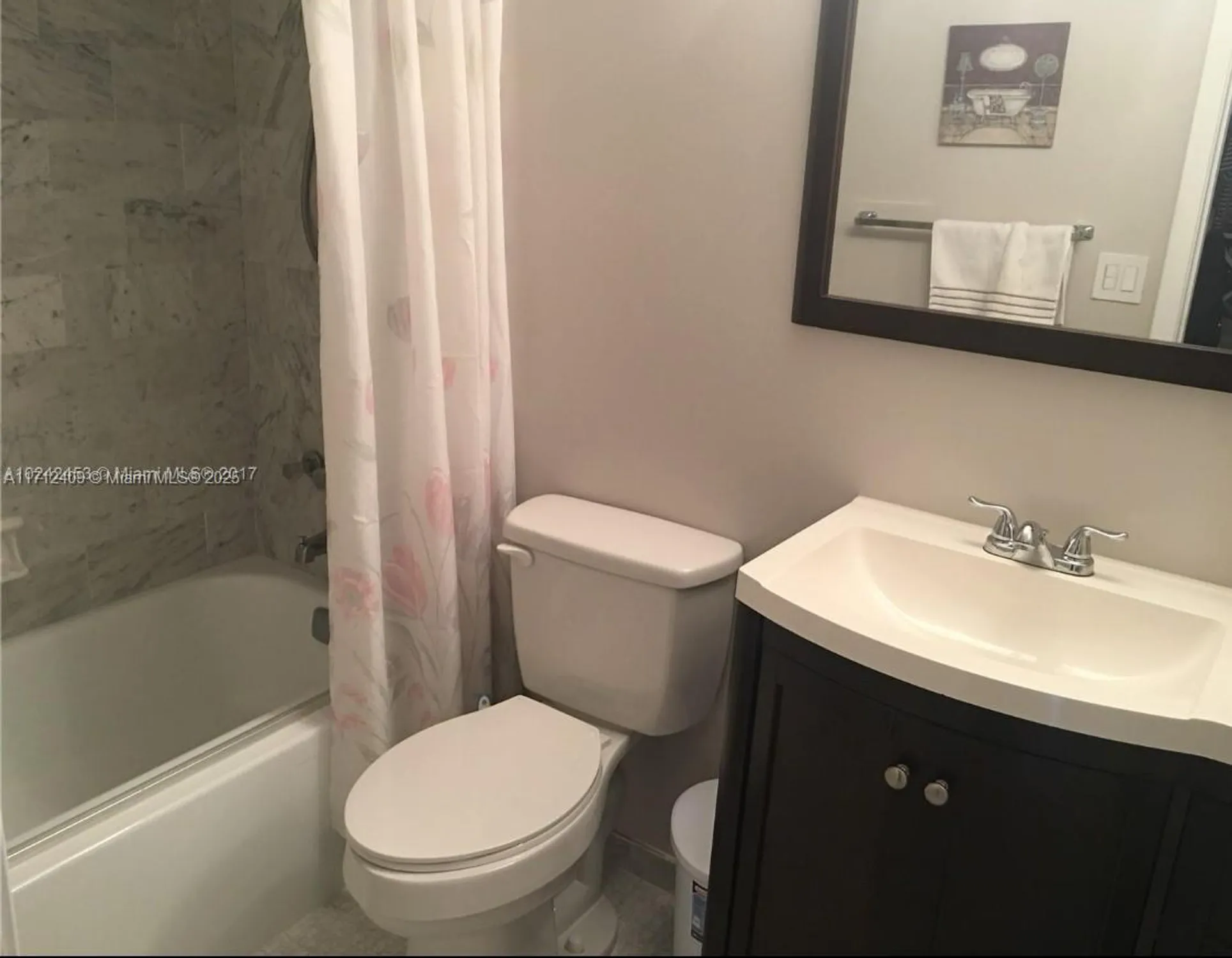 Property Slideshow image 13 of 27 | 311 s hollybrook dr apt 202, Pembroke Pines, FL, 33025