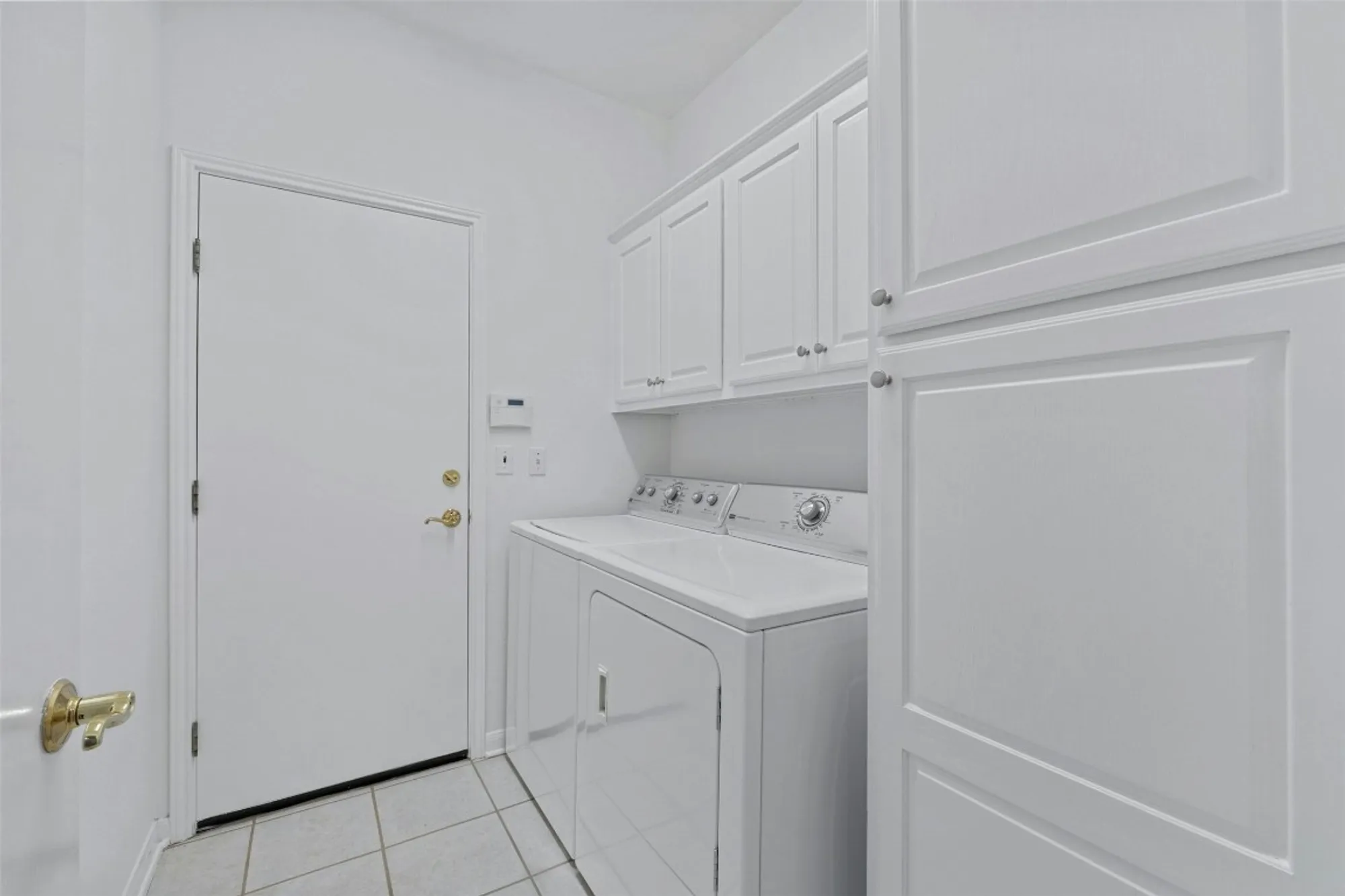 Property Slideshow image 27 of 34 | 101 buttercup trl, Georgetown, TX, 78633