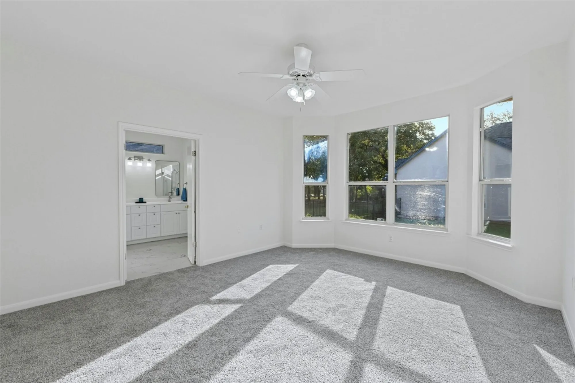 Property Slideshow image 21 of 34 | 101 buttercup trl, Georgetown, TX, 78633