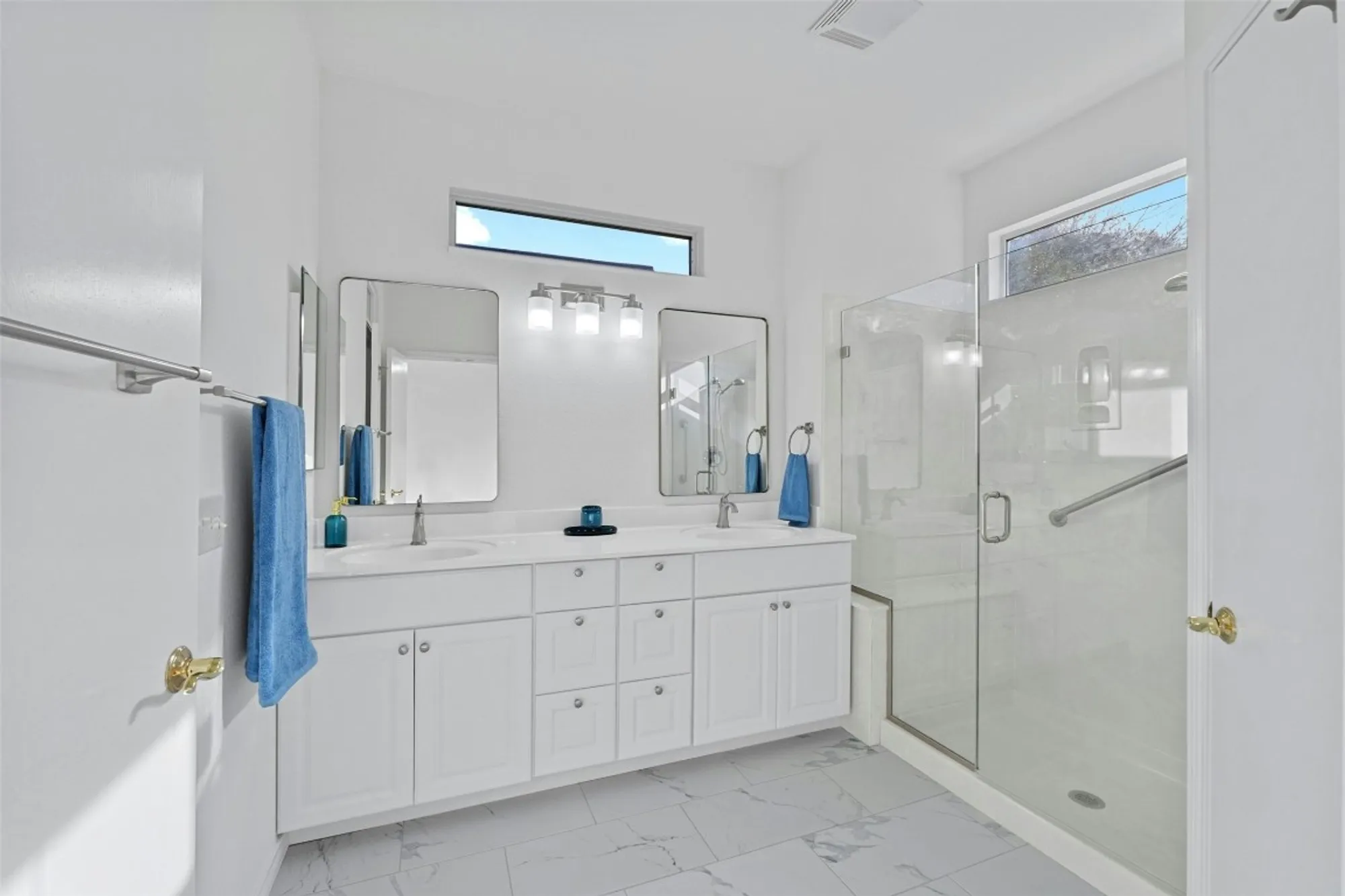 Property Slideshow image 22 of 34 | 101 buttercup trl, Georgetown, TX, 78633