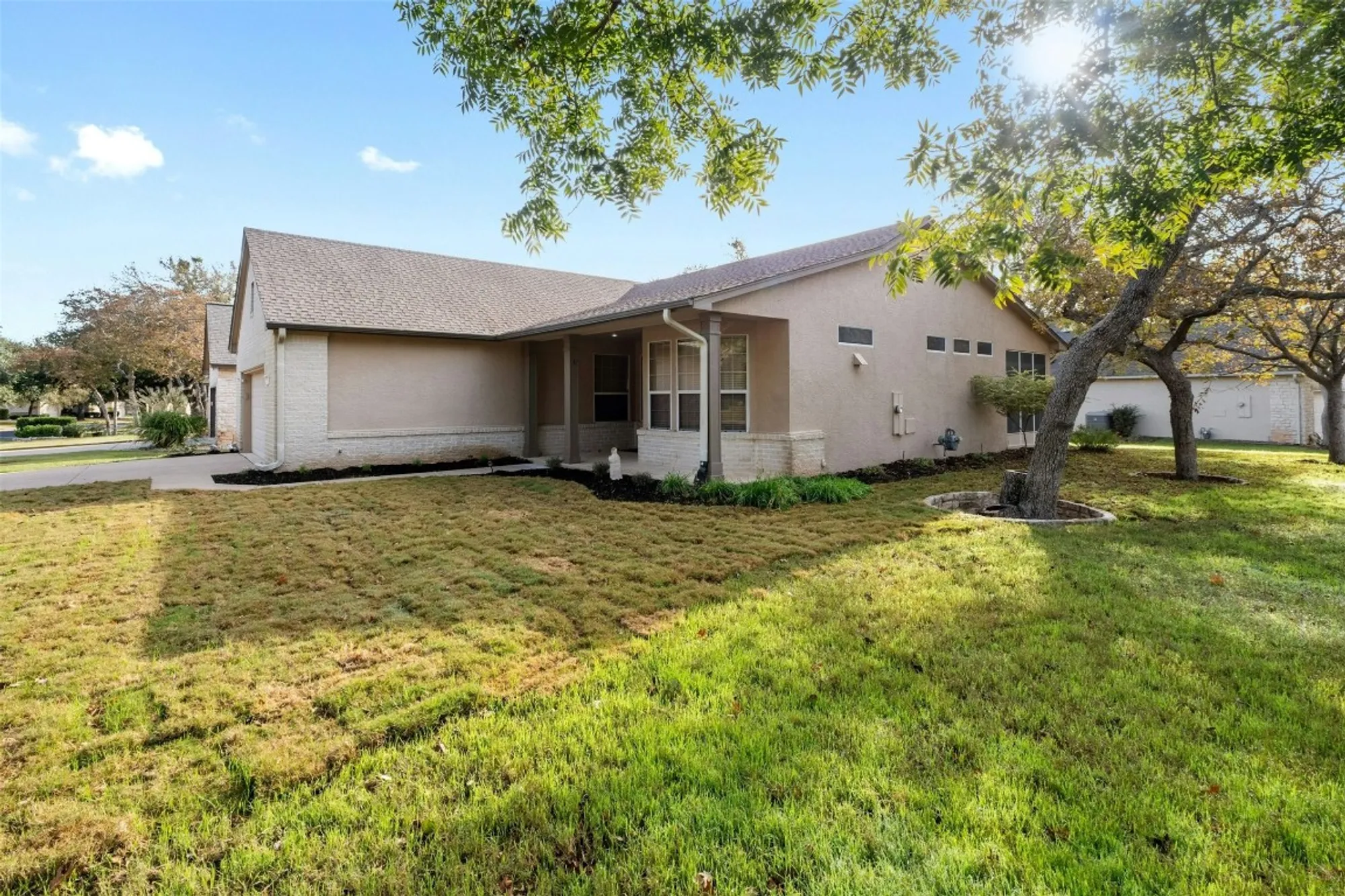 Property Slideshow image 4 of 34 | 101 buttercup trl, Georgetown, TX, 78633