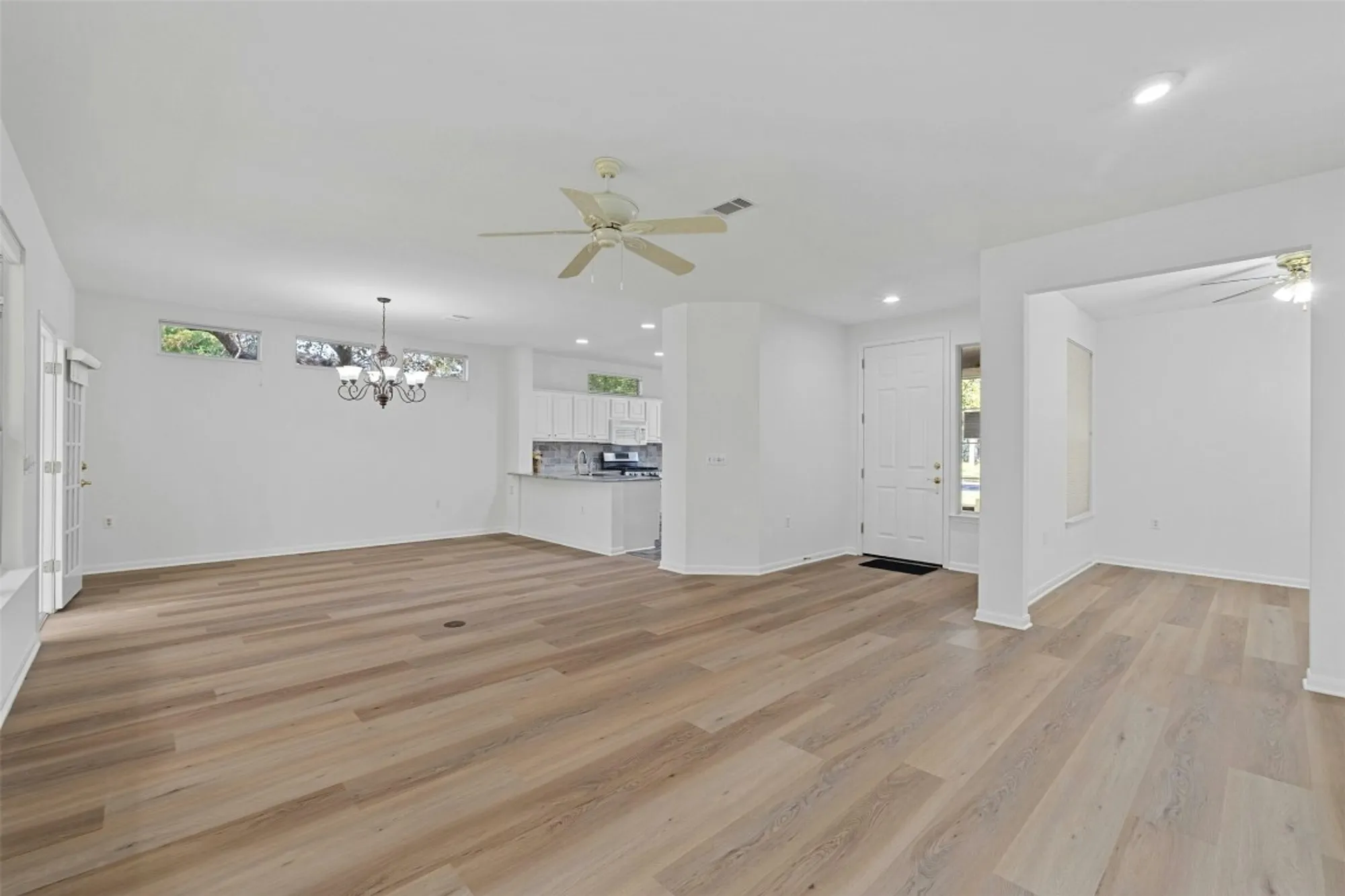 Property Slideshow image 7 of 34 | 101 buttercup trl, Georgetown, TX, 78633