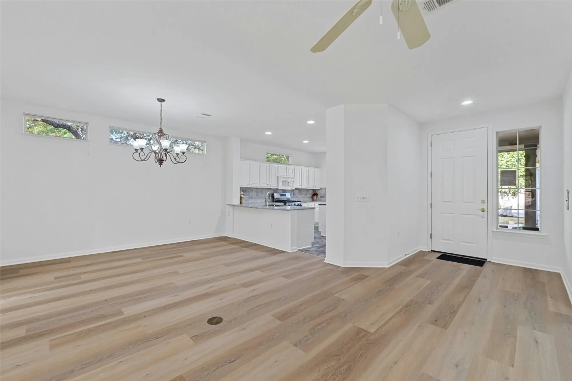 Property Slideshow image 8 of 34 | 101 buttercup trl, Georgetown, TX, 78633