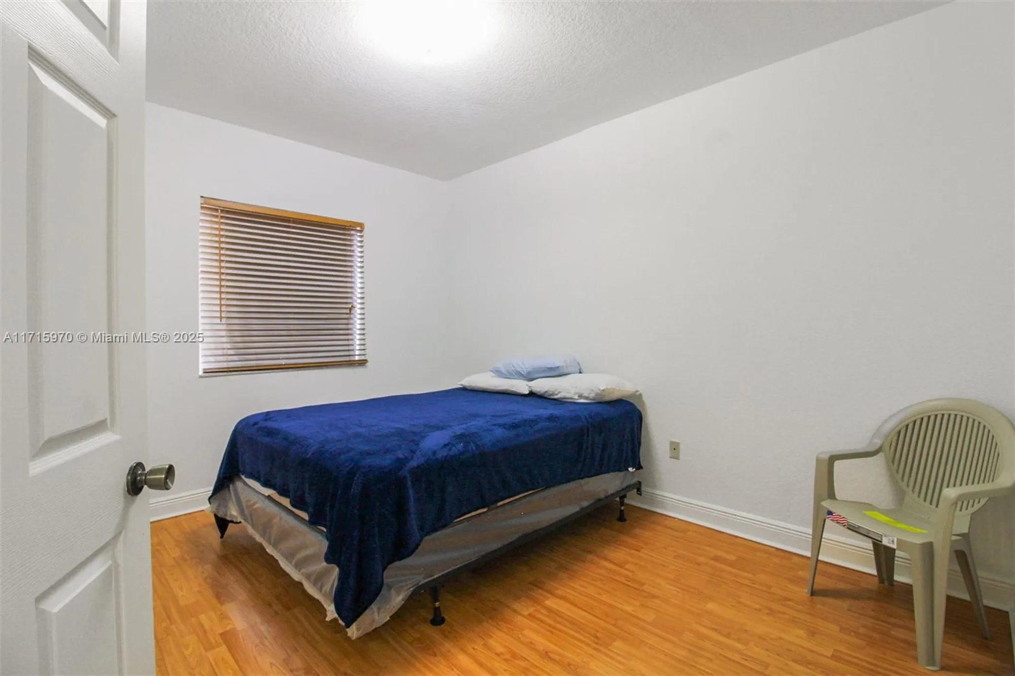 Property Slideshow image 19 of 31 | 7854 catalina cir, Tamarac, FL, 33321