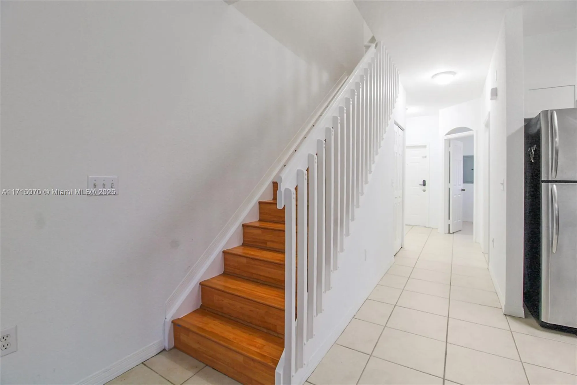 Property Slideshow image 7 of 31 | 7854 catalina cir, Tamarac, FL, 33321