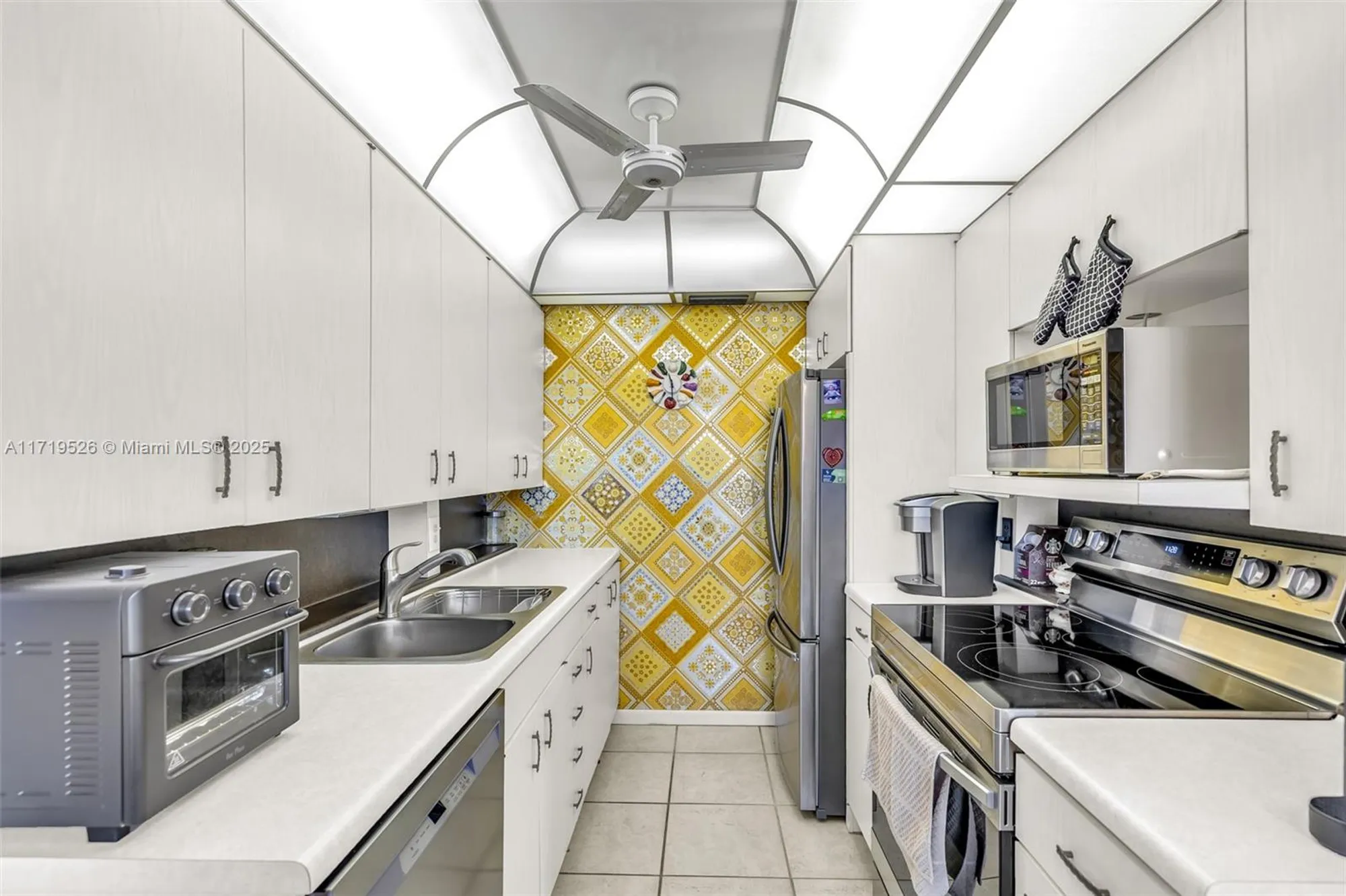 Property Slideshow image 20 of 43 | 3037 newport h # 3037, Deerfield Beach, FL, 33442