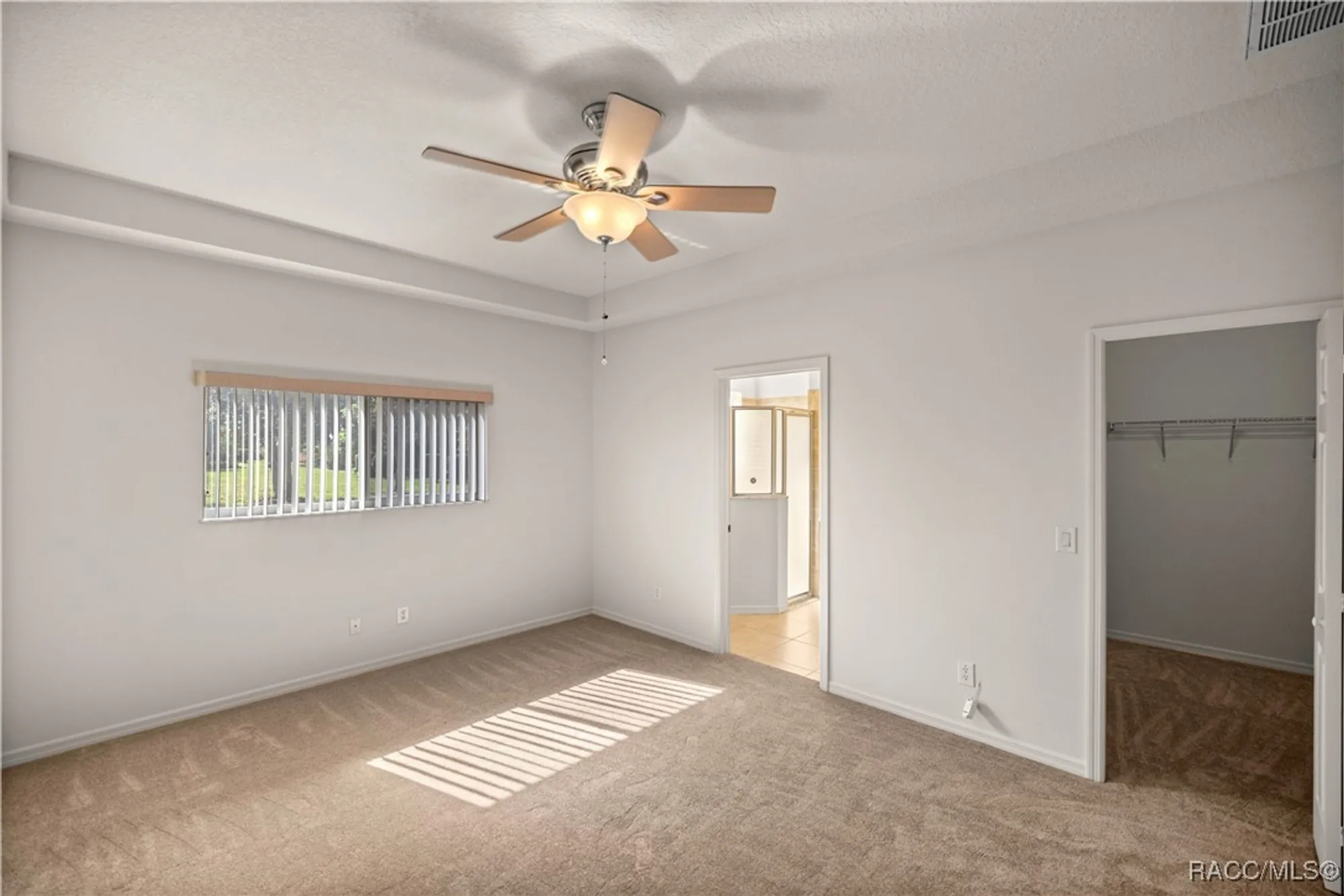 Property Slideshow image 27 of 65 | 1312 w skyview crossing dr, Hernando, FL, 34442