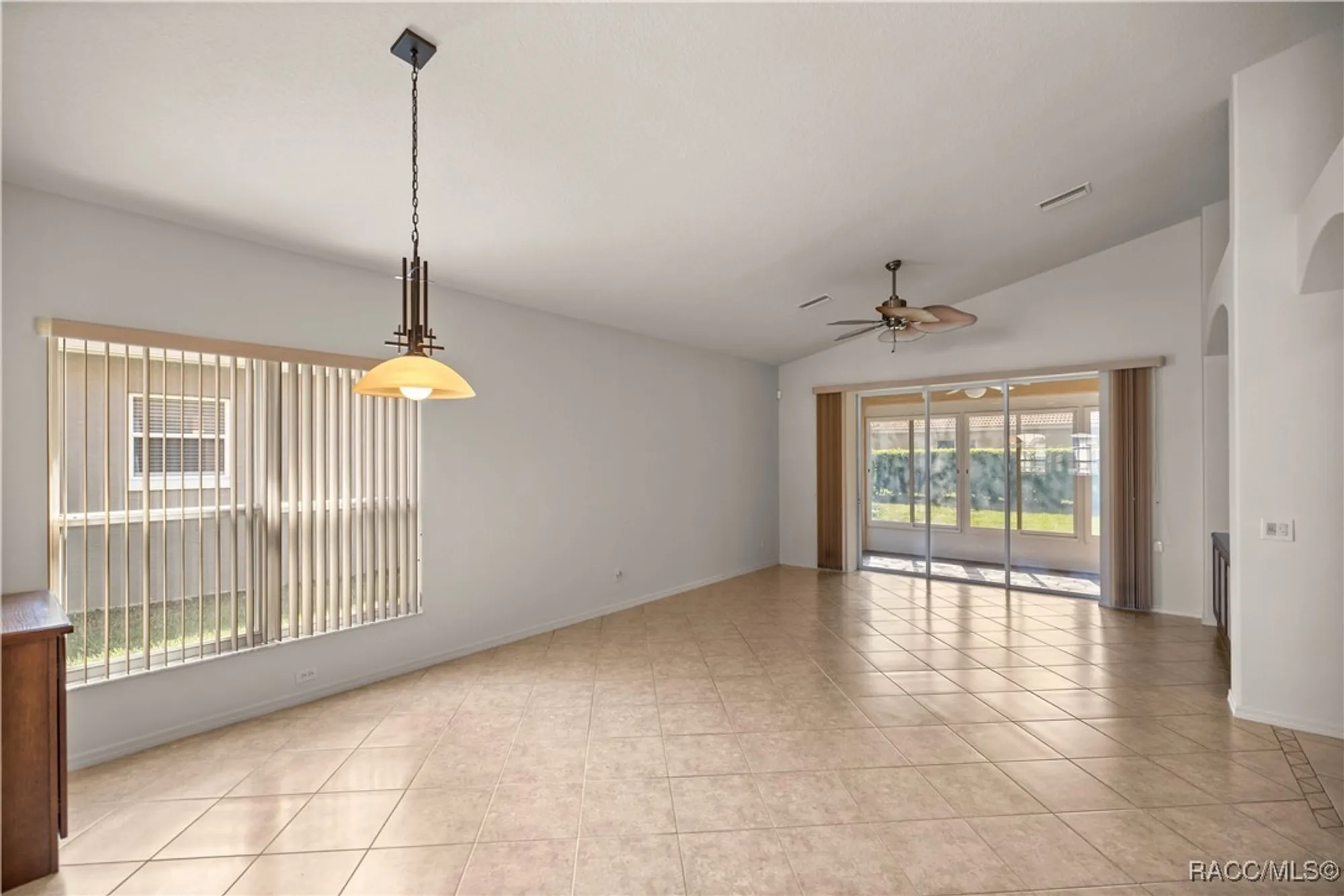 Property Slideshow image 20 of 65 | 1312 w skyview crossing dr, Hernando, FL, 34442