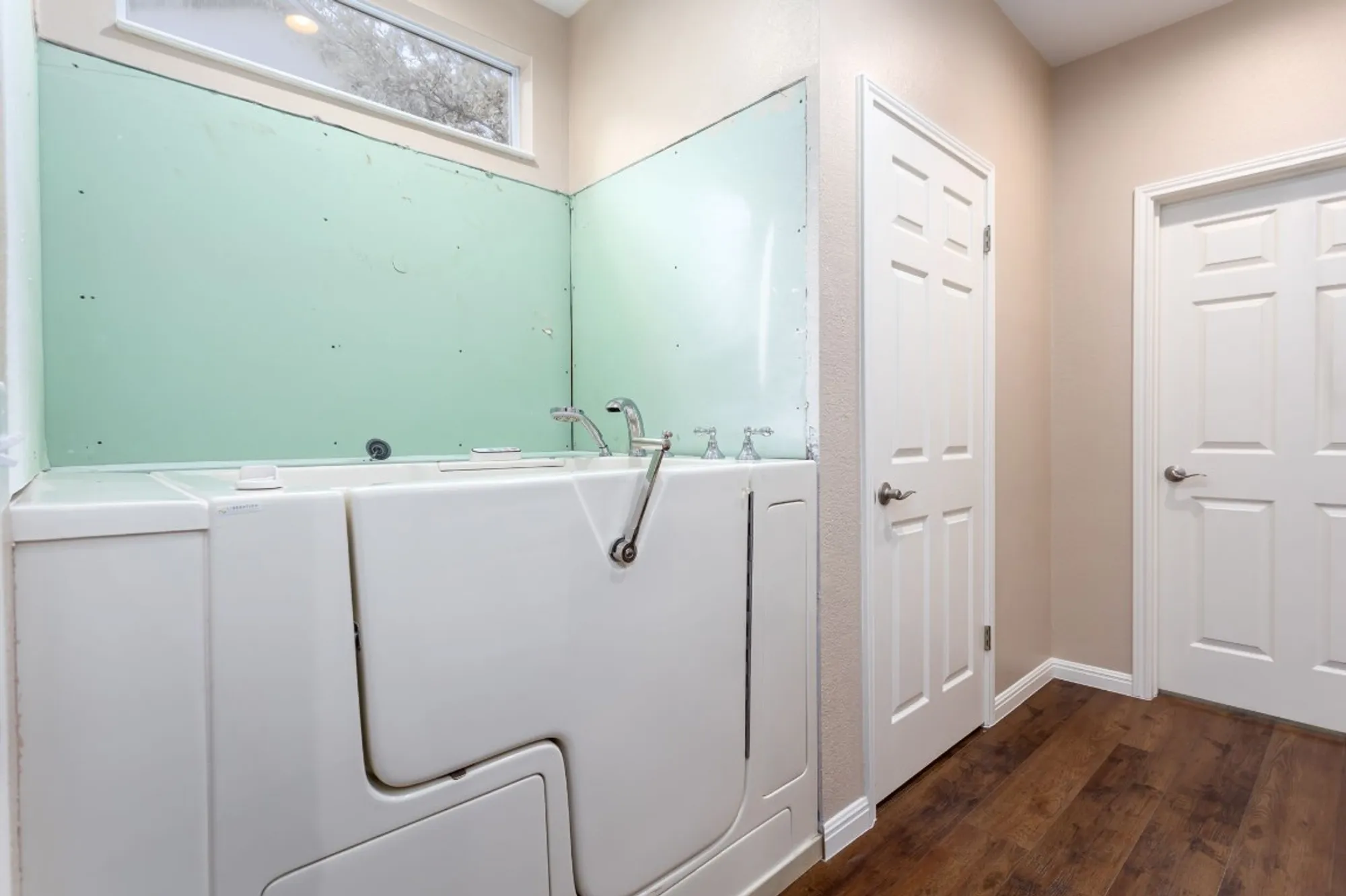 Property Slideshow image 22 of 27 | 120 ruellia dr, Georgetown, TX, 78633