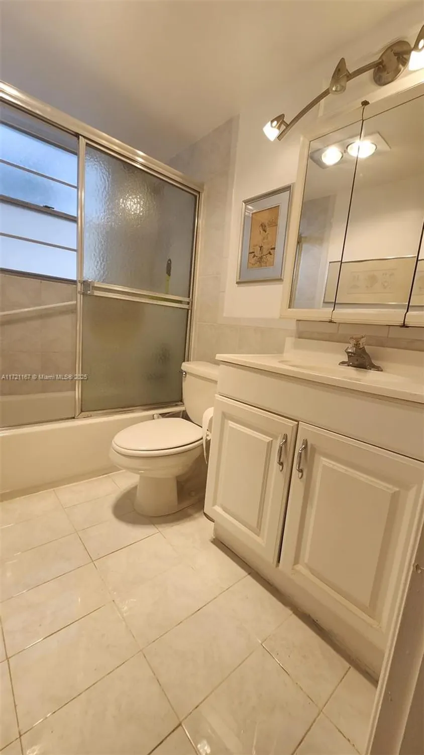 Property Slideshow image 15 of 41 | 564 durham t # 564, Deerfield Beach, FL, 33442