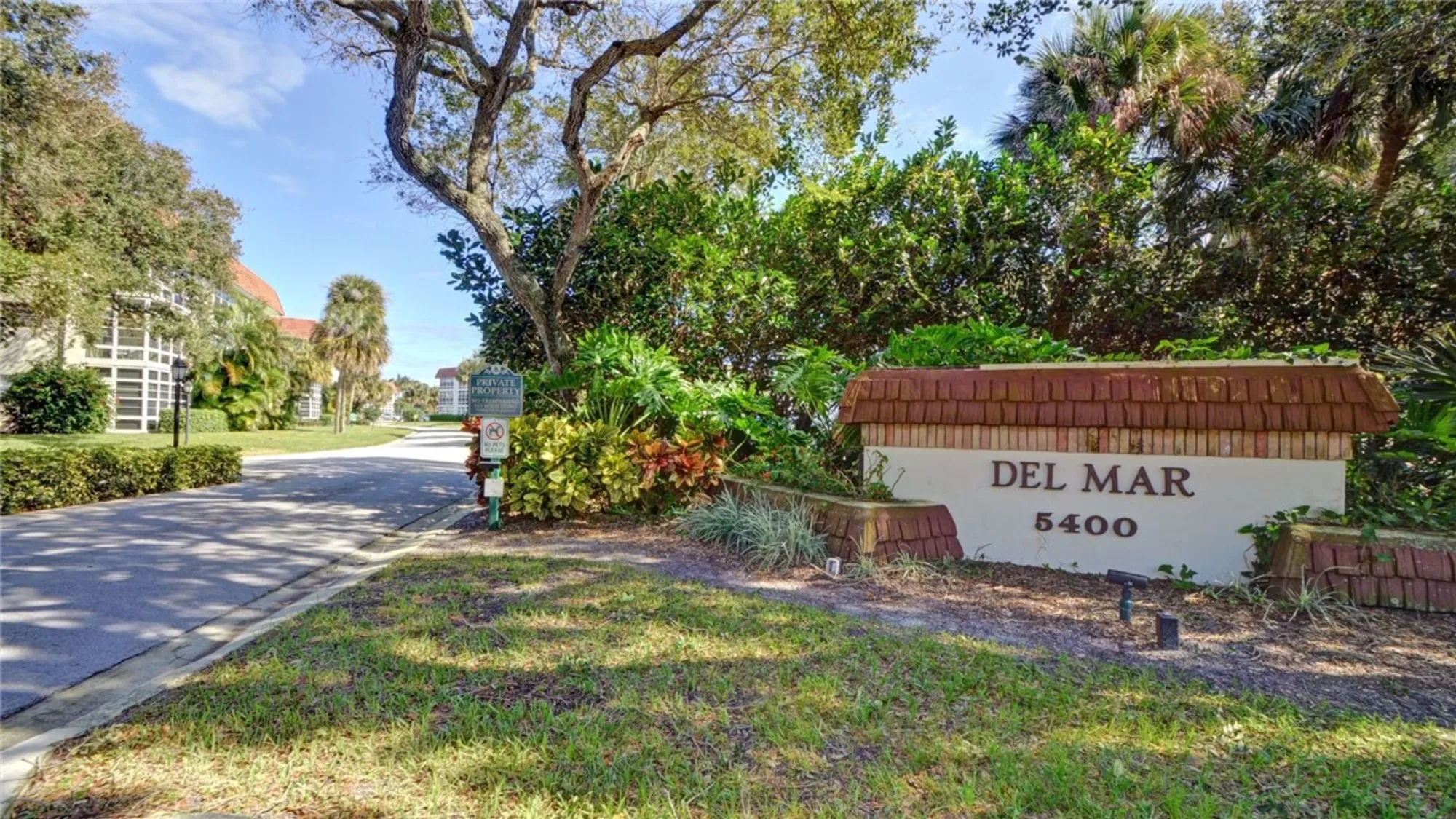 Property Slideshow image 3 of 31 | 5400 highway a1a i25, Indian River Shores, FL, 32963