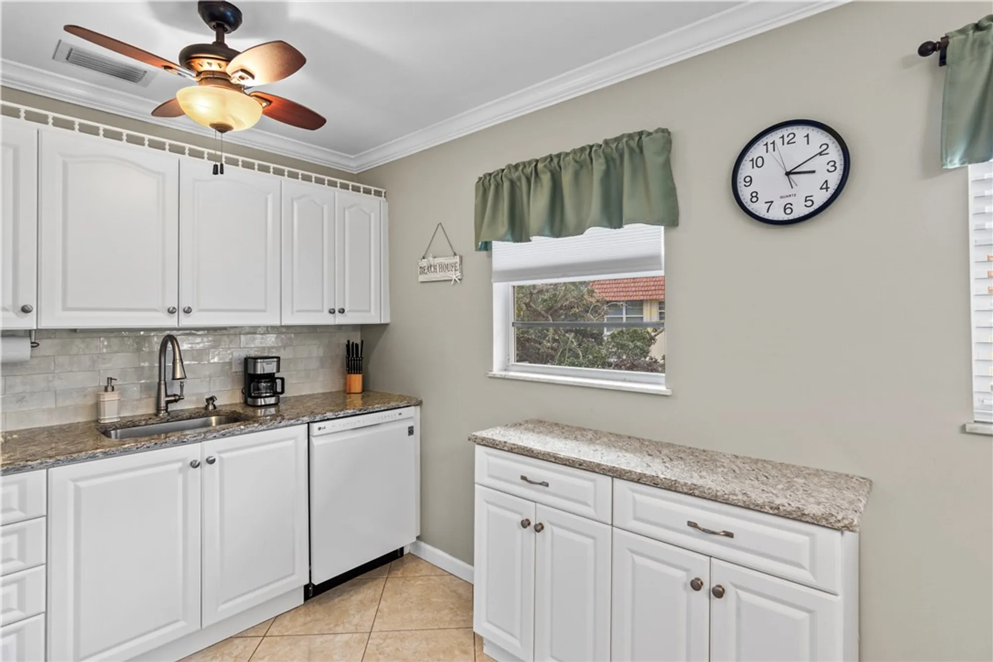 Property Slideshow image 9 of 31 | 5400 highway a1a i25, Indian River Shores, FL, 32963