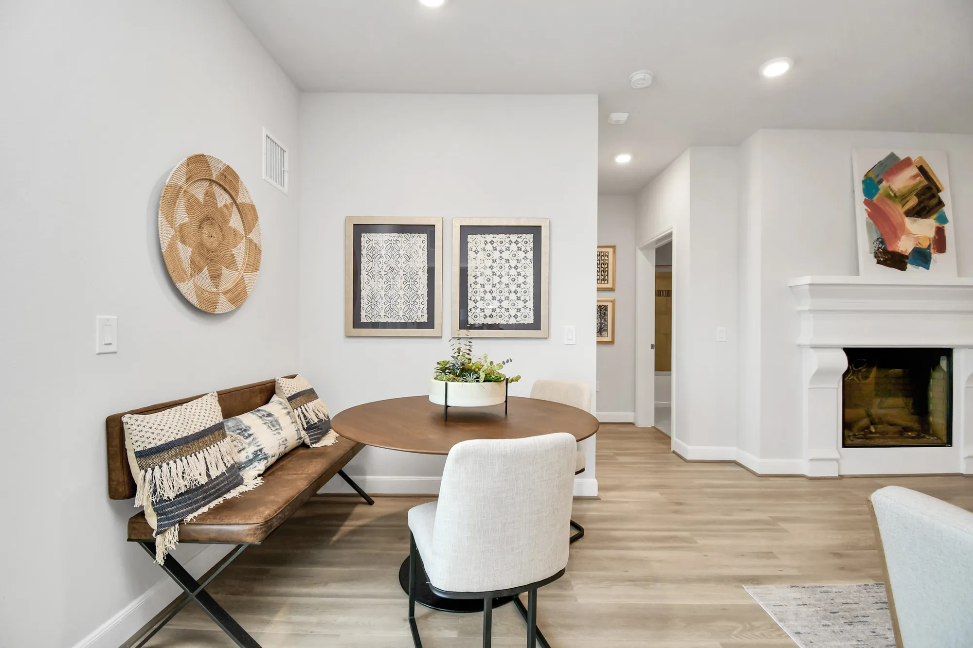 Property Slideshow image 14 of 40 | 6804 westview dr apt 3404, Houston, TX, 77055