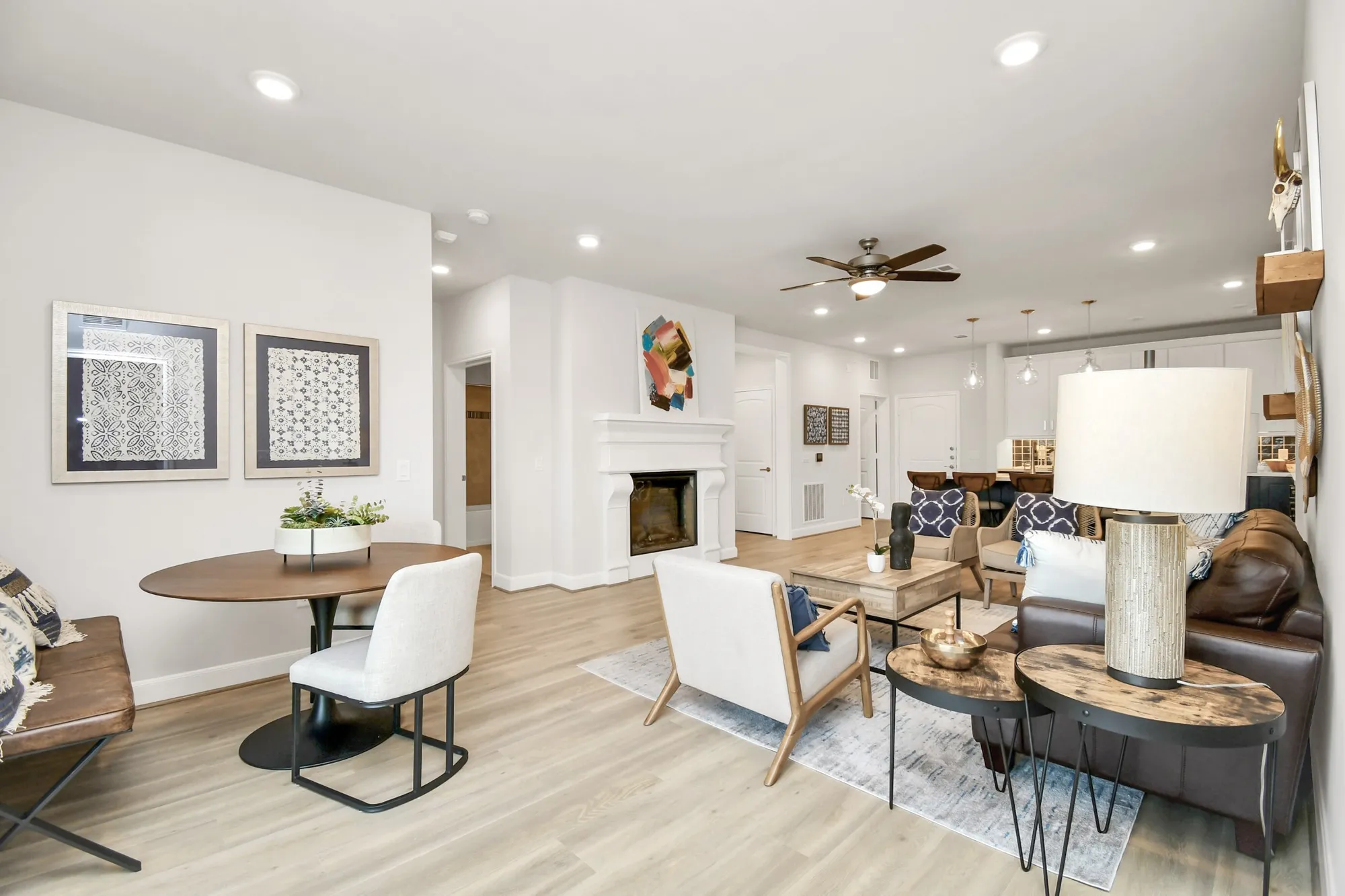 Property Slideshow image 16 of 40 | 6804 westview dr apt 3404, Houston, TX, 77055