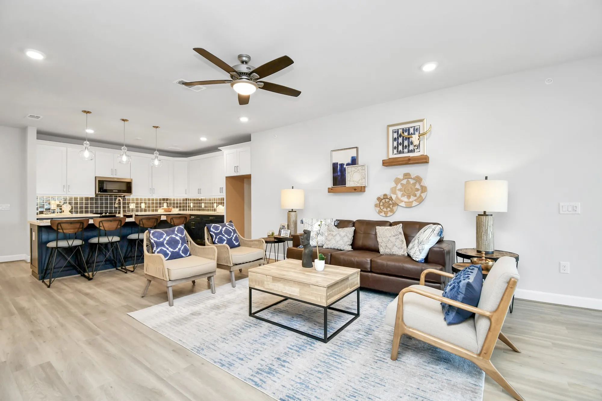 Property Slideshow image 12 of 40 | 6804 westview dr apt 3404, Houston, TX, 77055