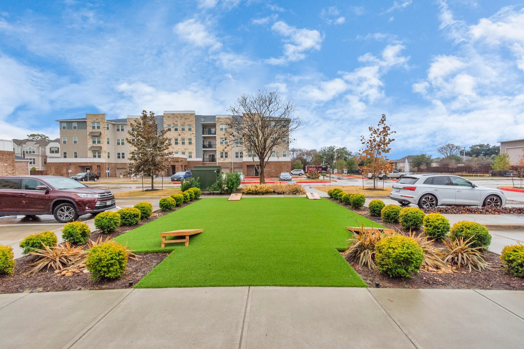 Property Slideshow image 36 of 40 | 6804 westview dr apt 3404, Houston, TX, 77055