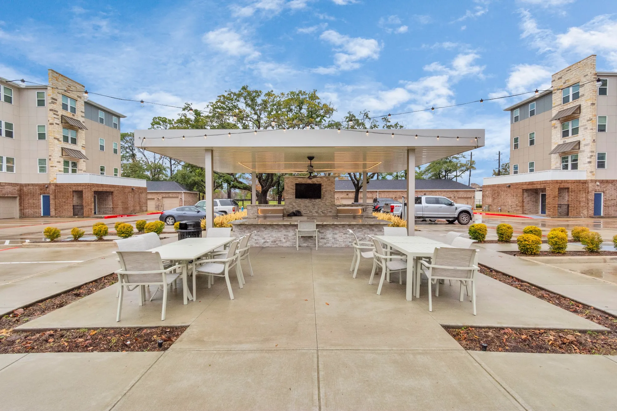 Property Slideshow image 37 of 40 | 6804 westview dr apt 3404, Houston, TX, 77055