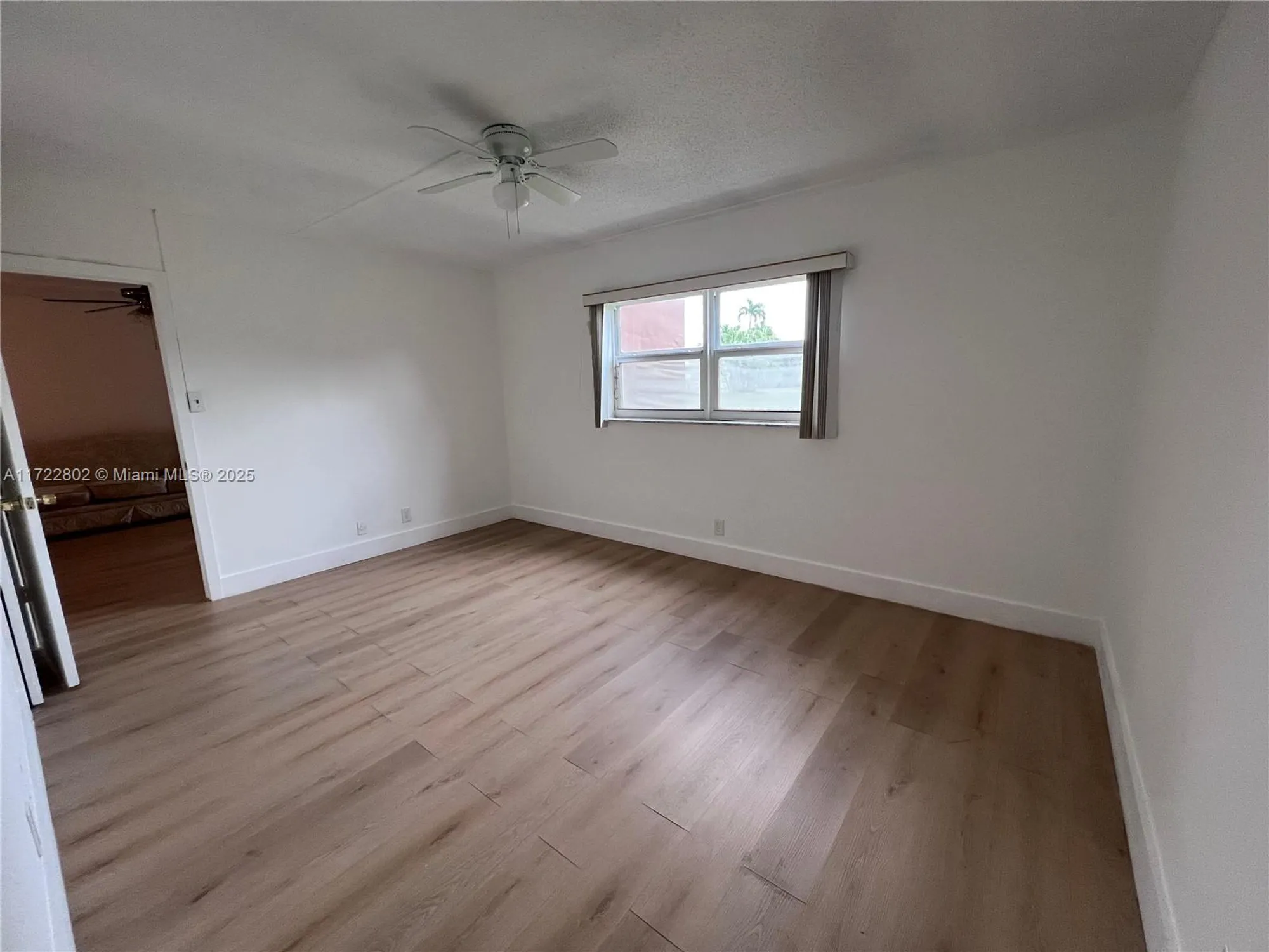 Property Slideshow image 10 of 19 | 7400 nw 4th pl 106, Margate, FL, 33063