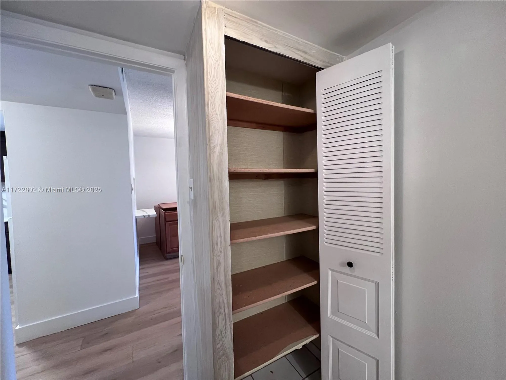 Property Slideshow image 13 of 19 | 7400 nw 4th pl 106, Margate, FL, 33063