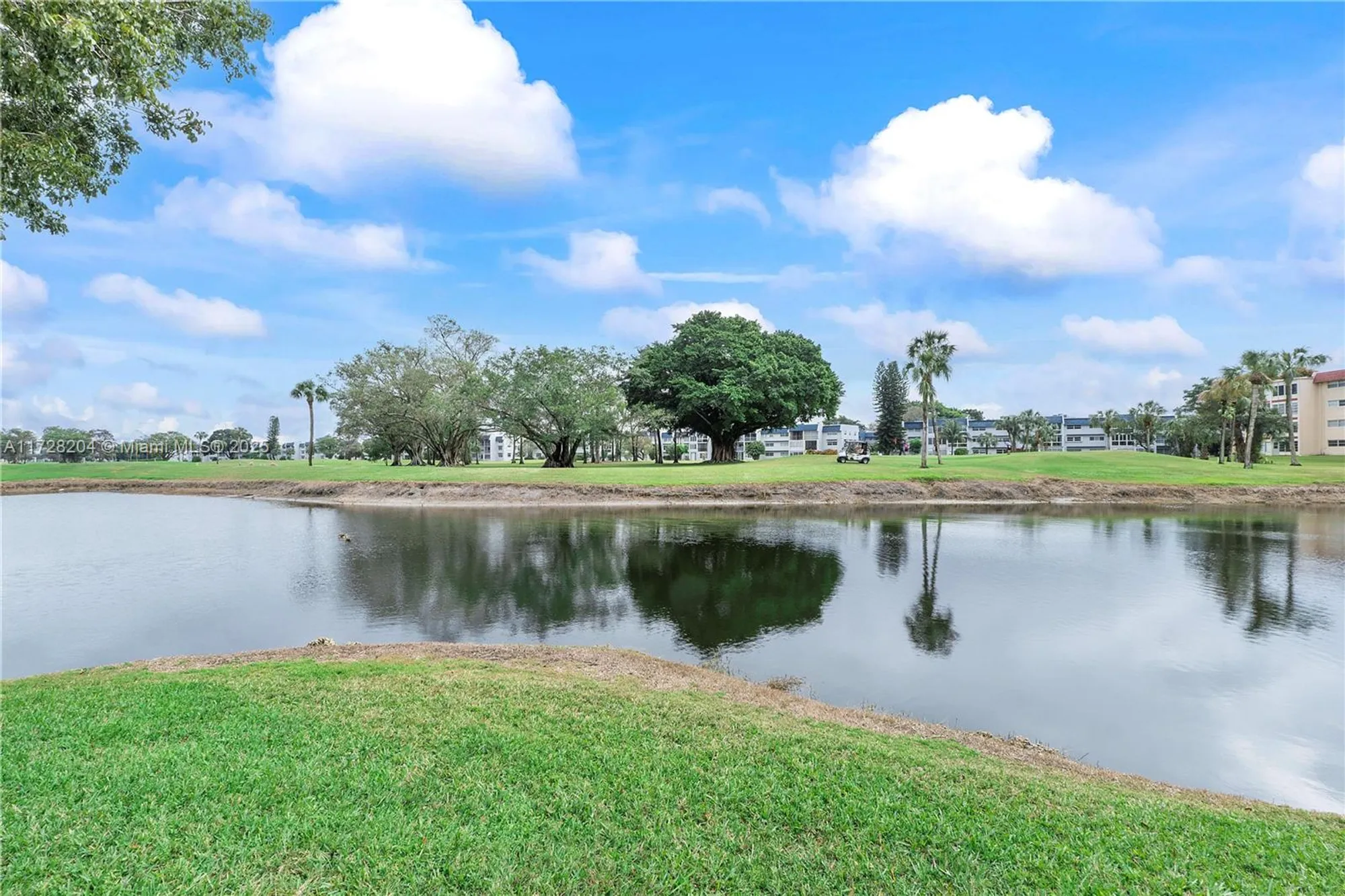 Property Slideshow image 14 of 14 | 1030 country club dr 407, Margate, FL, 33063