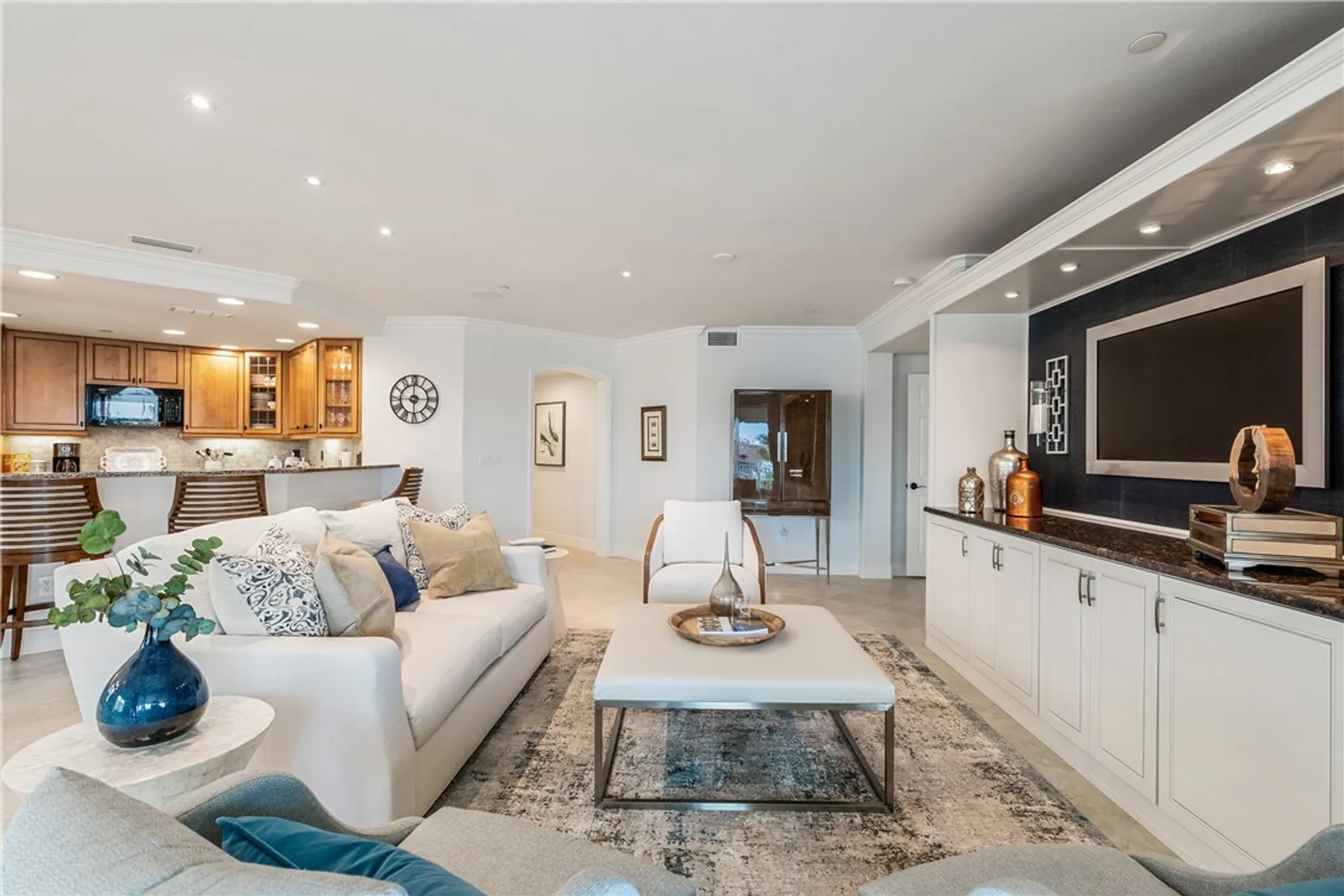 Property Slideshow image 10 of 36 | 1215 marina village cir apt 202, Vero Beach, FL, 32967