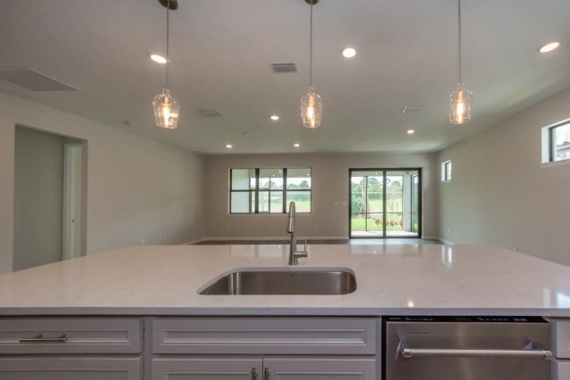 Property Slideshow image 13 of 33 | 4655 pratt cir, Vero Beach, FL, 32967