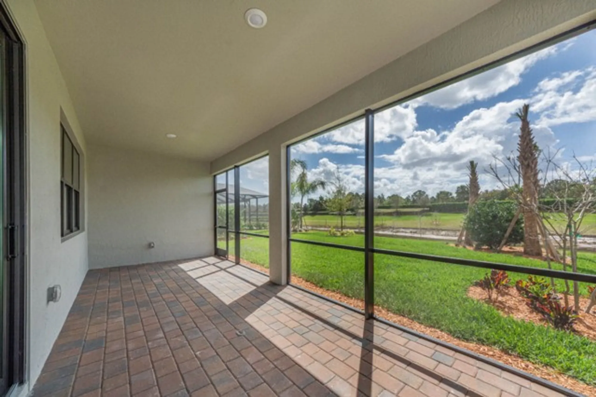 Property Slideshow image 28 of 33 | 4655 pratt cir, Vero Beach, FL, 32967