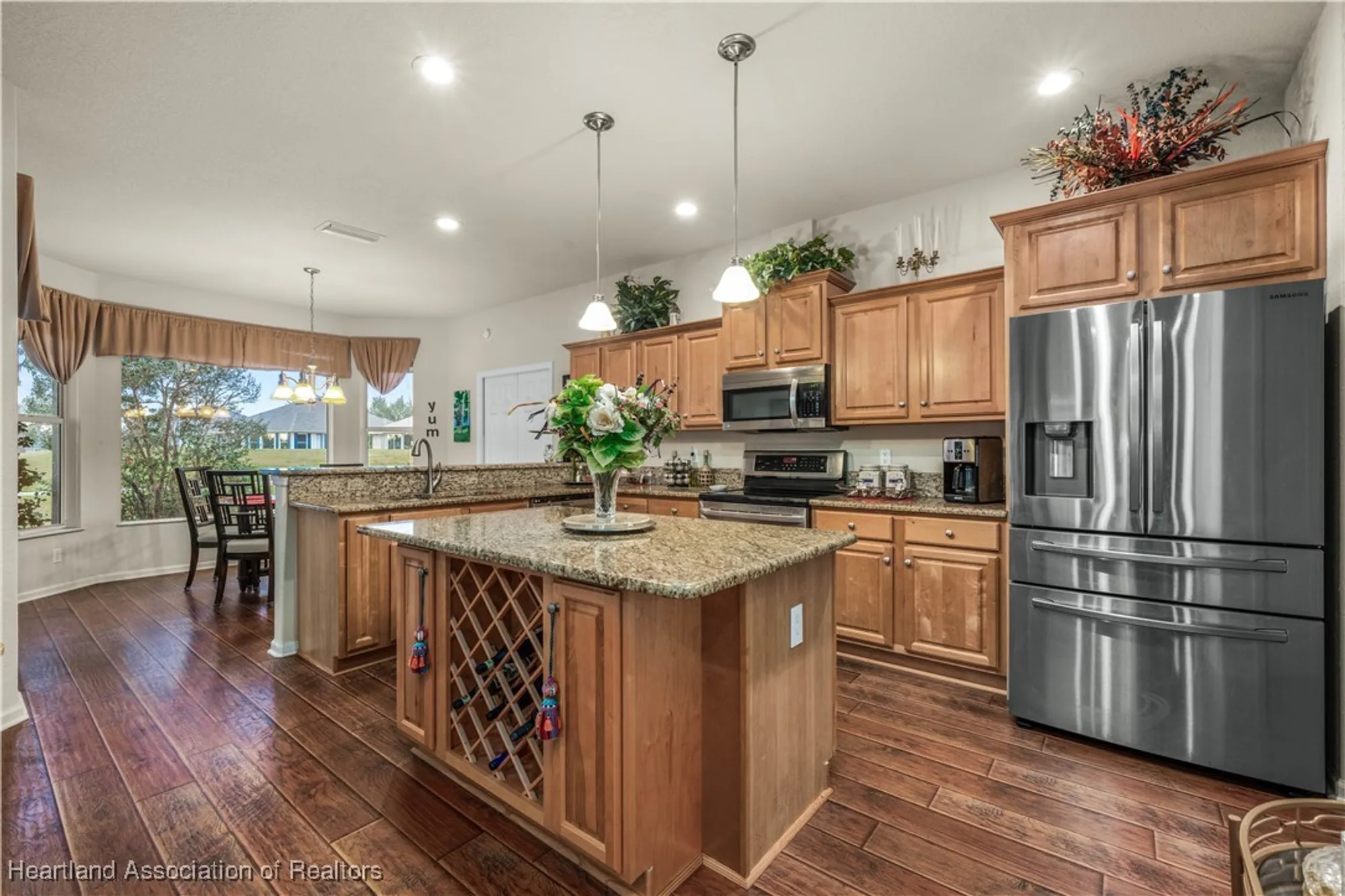 Property Slideshow image 4 of 16 | 4287 north course ln, Avon Park, FL, 33825