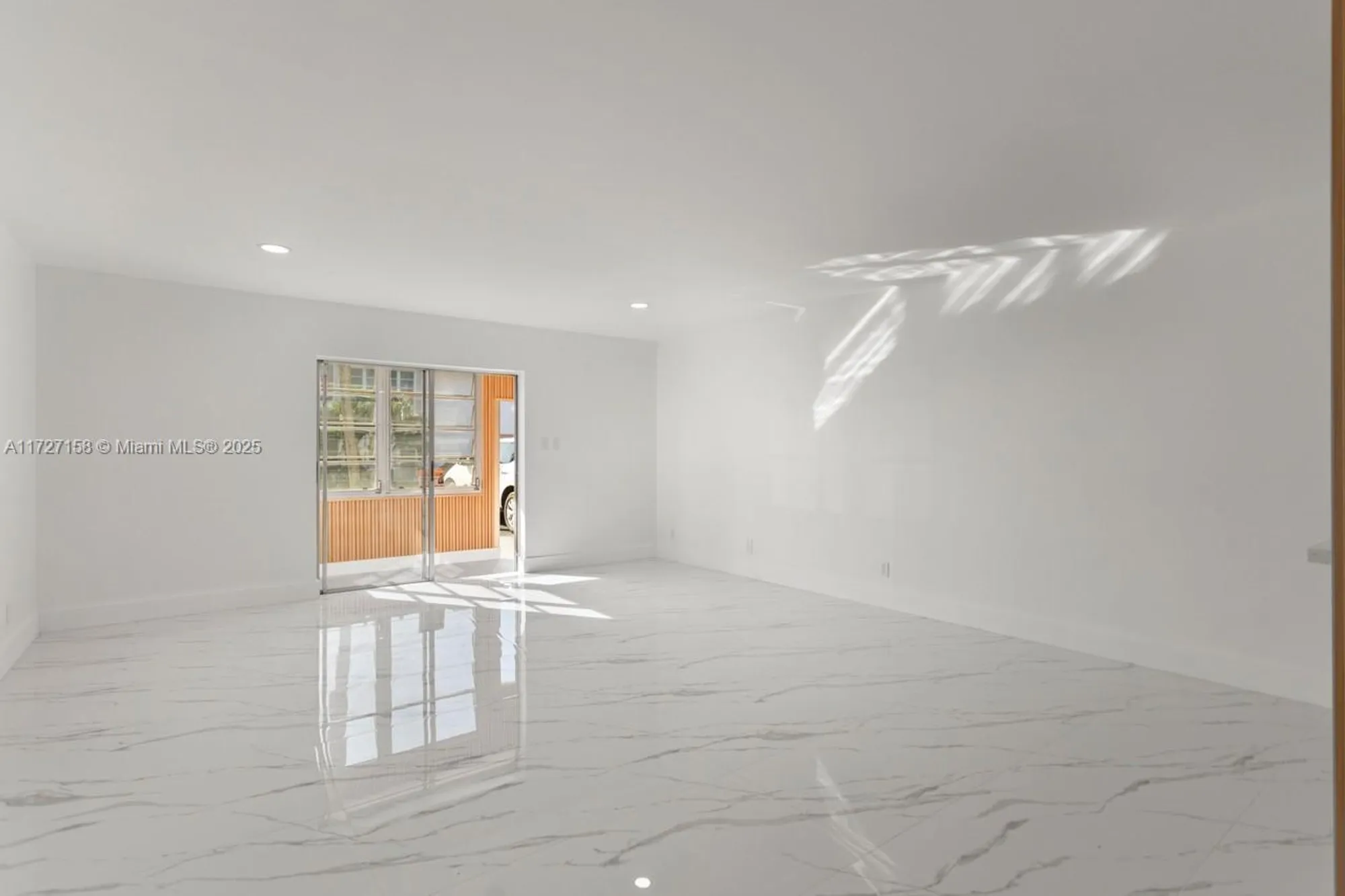 Property Slideshow image 15 of 20 | 2251 nw 48th ter 102, Lauderhill, FL, 33313