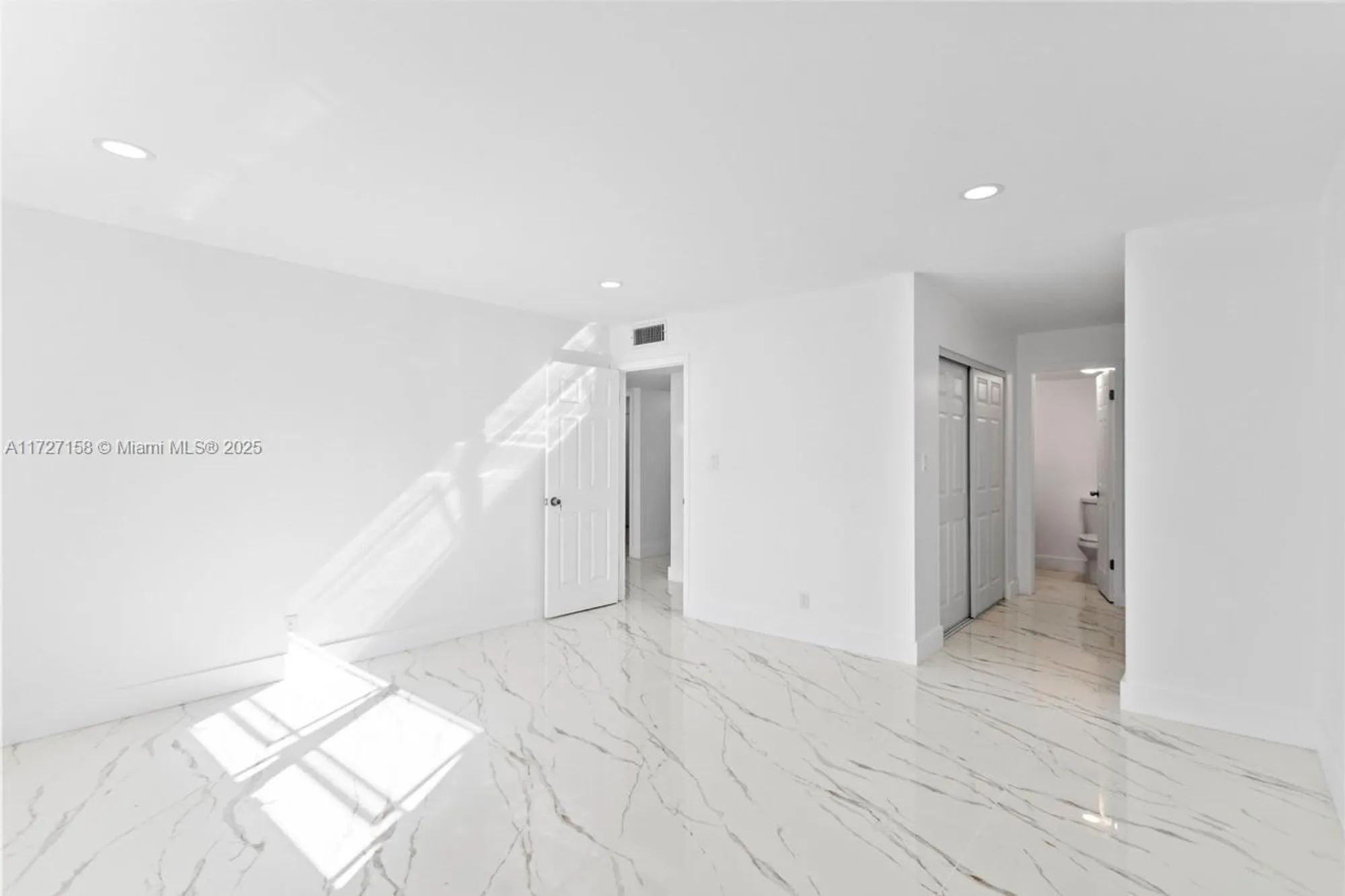 Property Slideshow image 9 of 20 | 2251 nw 48th ter 102, Lauderhill, FL, 33313