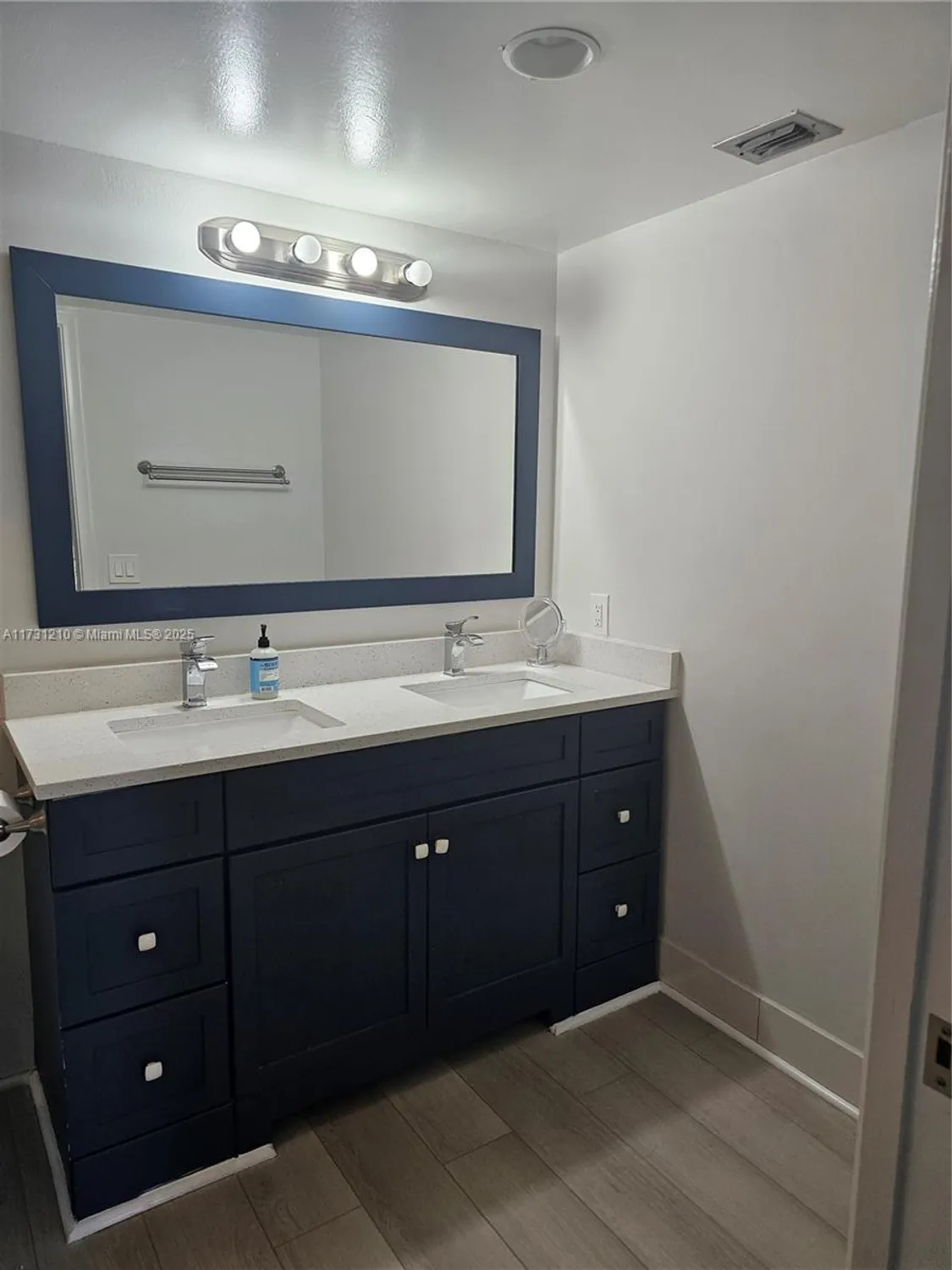 Property Slideshow image 17 of 30 | 3203 portofino pt f2, Coconut Creek, FL, 33066