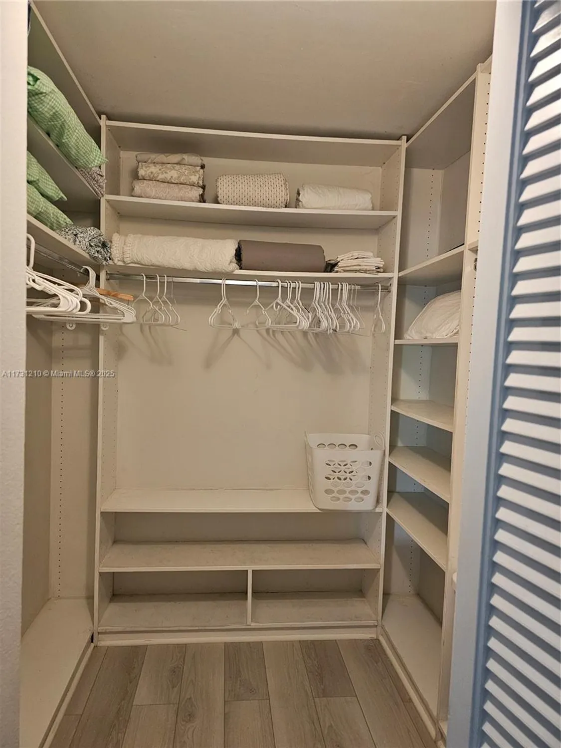 Property Slideshow image 4 of 30 | 3203 portofino pt f2, Coconut Creek, FL, 33066