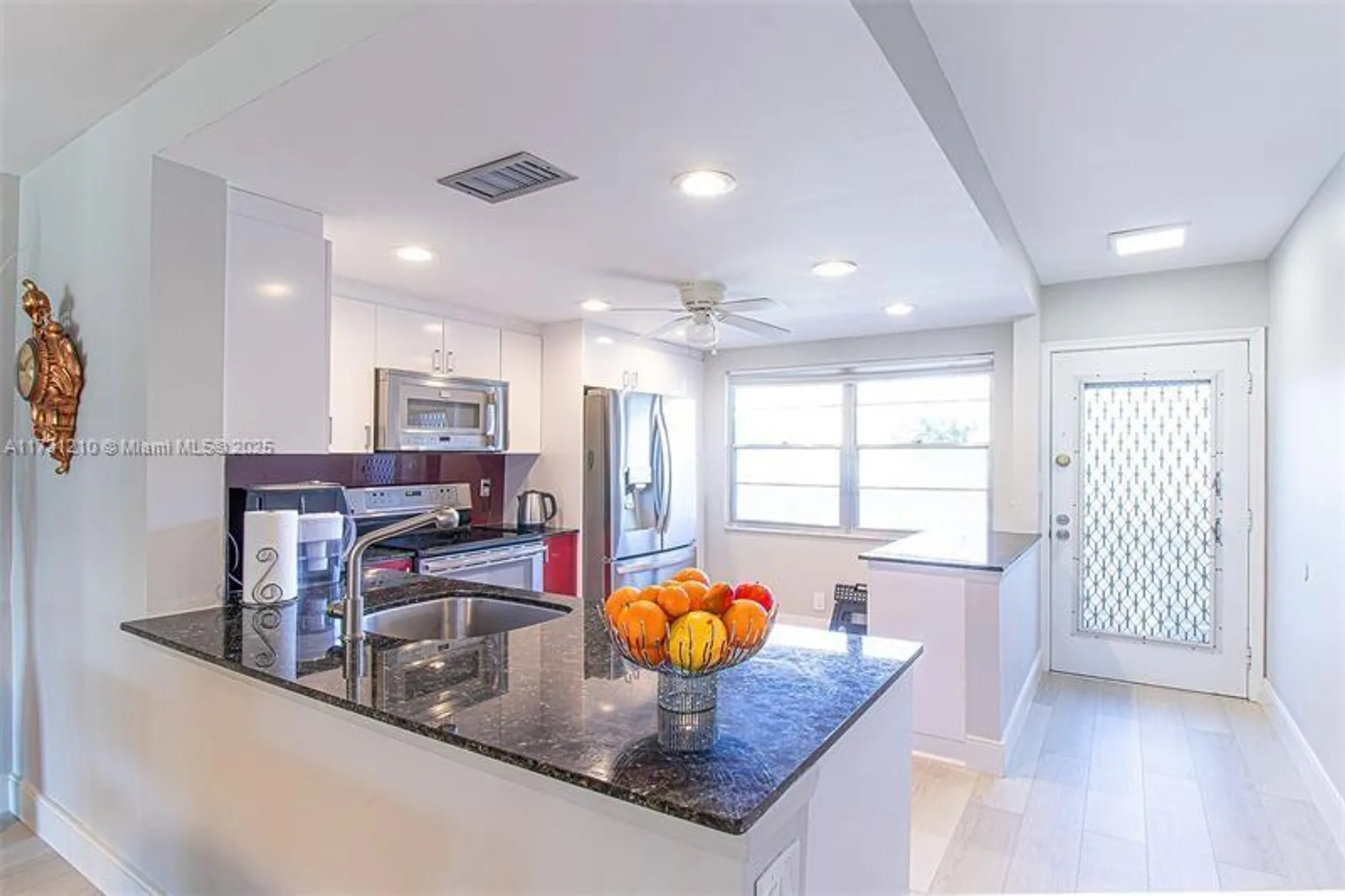 Property Slideshow image 7 of 30 | 3203 portofino pt f2, Coconut Creek, FL, 33066